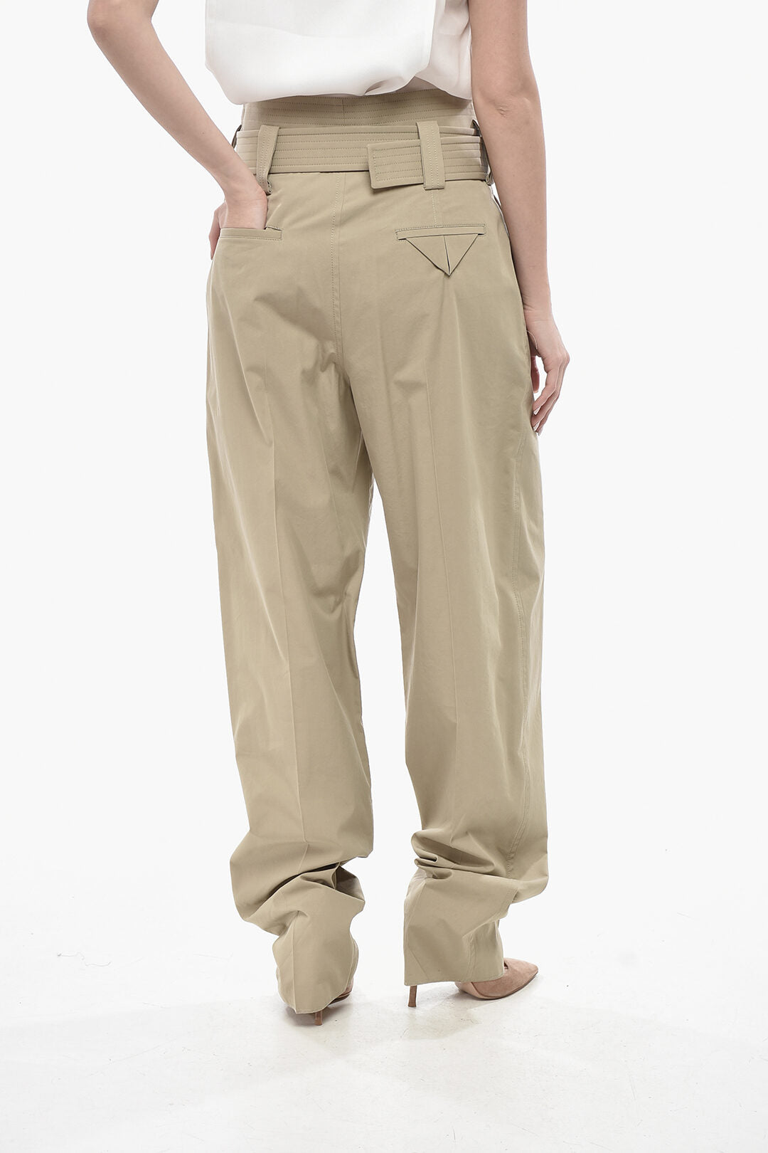 Bottega Veneta 2500~Carrot-Fit Trousers With One Pleat And Belt