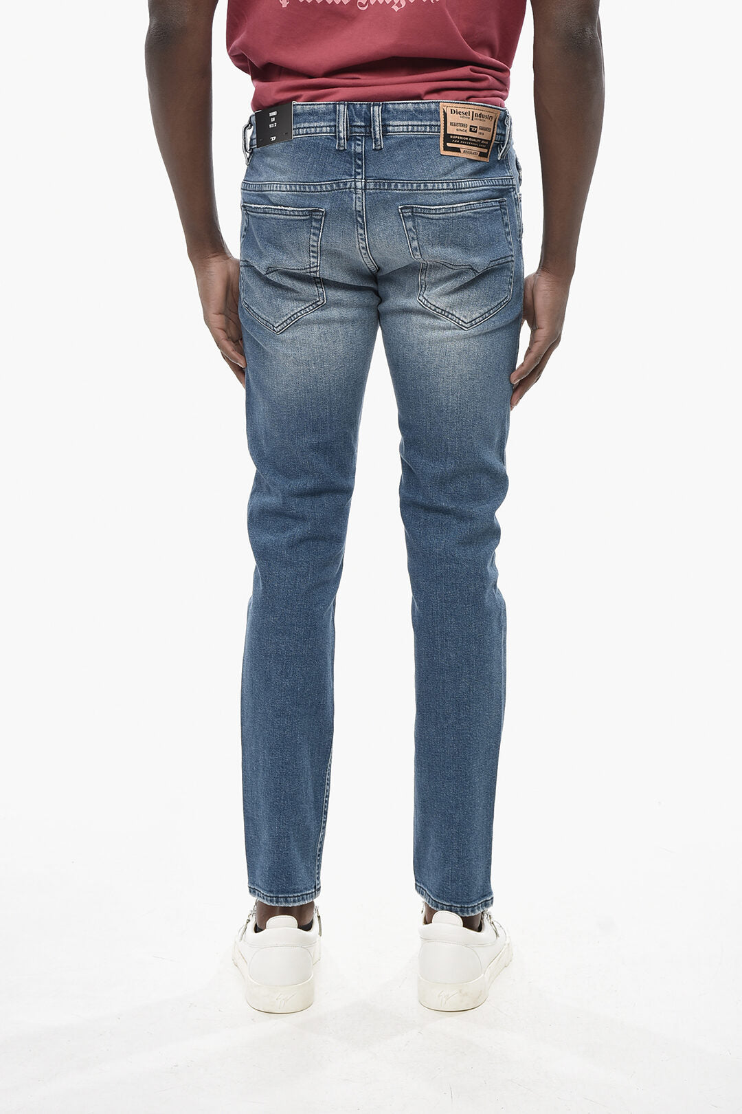 Diesel 2405~Slim-Fit Jeans THOMMER-R with Branded Button 15cm L32, view 2