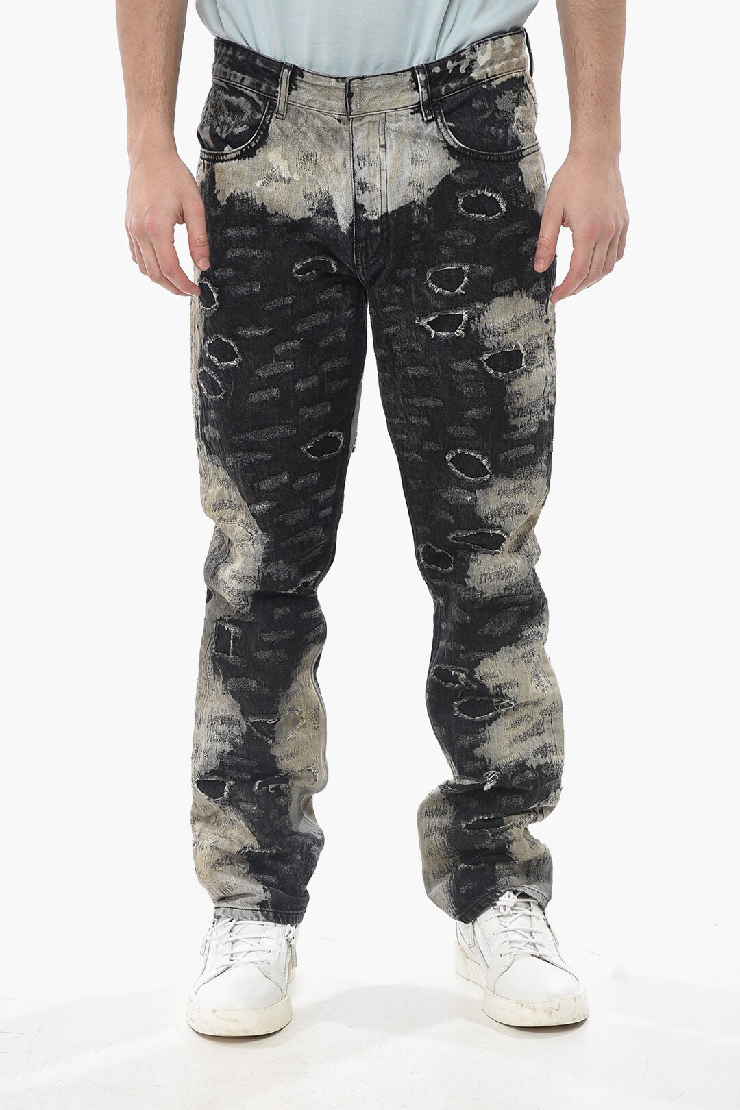 Givenchy 2470~Distressed Jeans with Worn Effect and Belt Loops 20cm