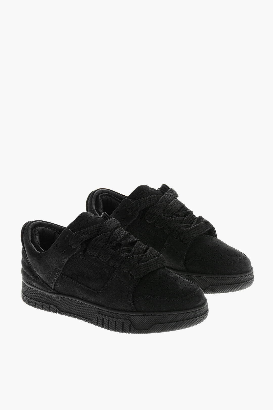 1989 Studio 3500~Low Nubuck Sneakers in Solid Color