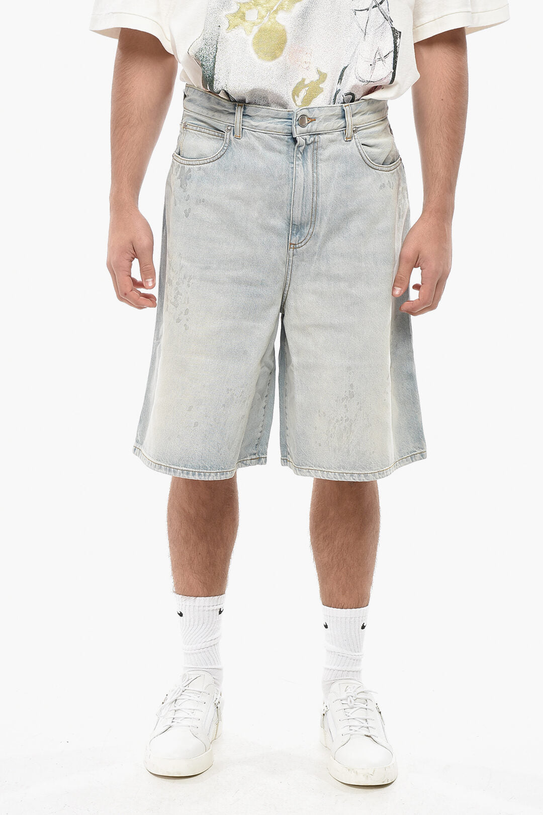 1989 Studio 2750~Light Wash Denim Shorts