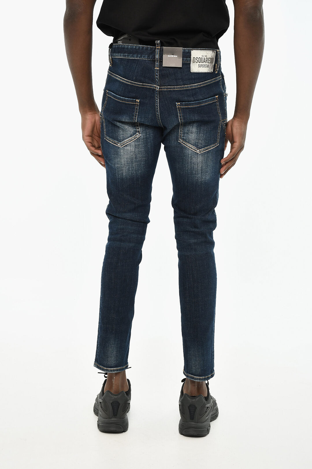 Dsquared2 2405~Stonewashed Jeans with Distressed Effect 15cm, view 2