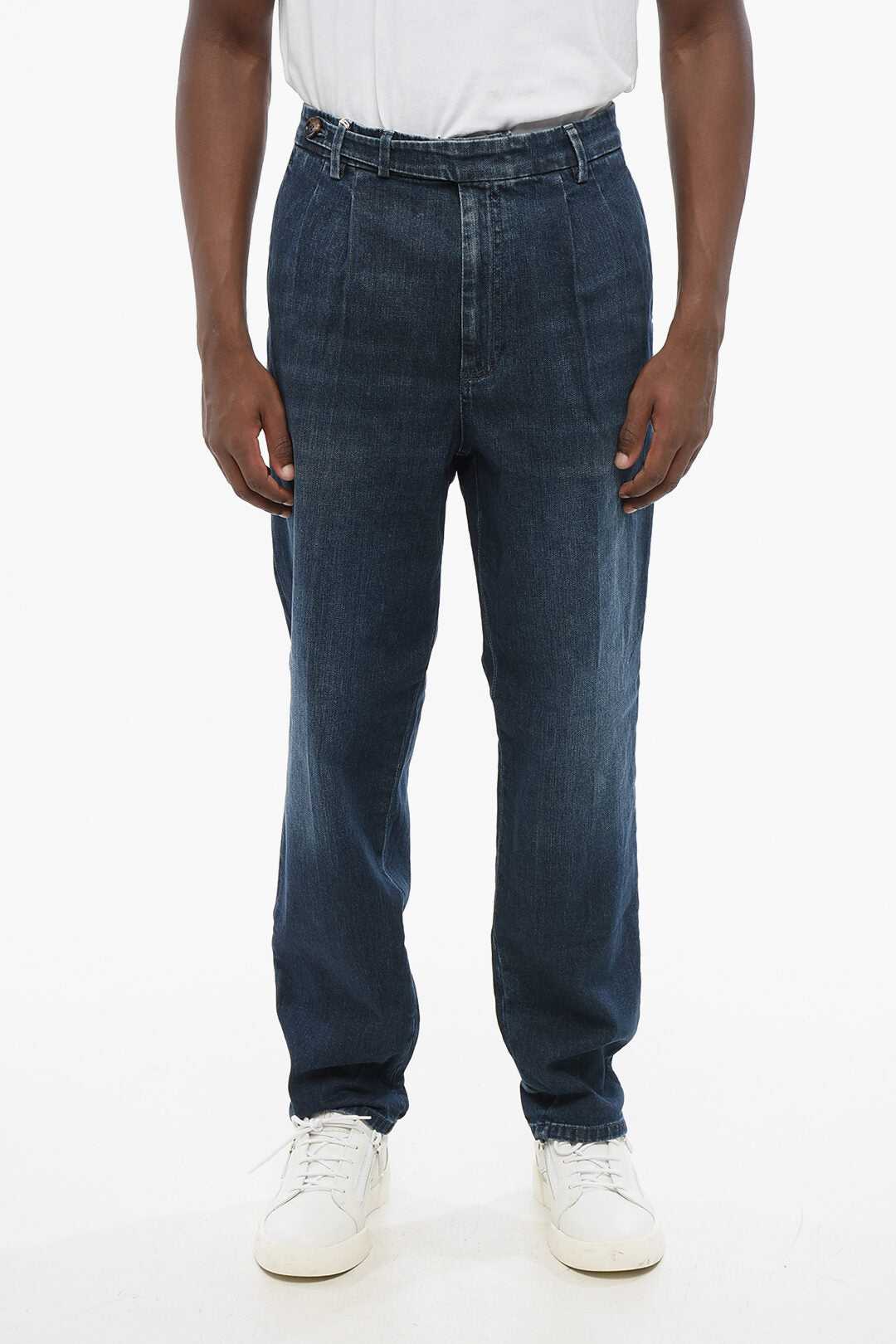 Brunello Cucinelli 2405~Regular Fit Jeans with 2 Pleats Dark Wash 17cm
