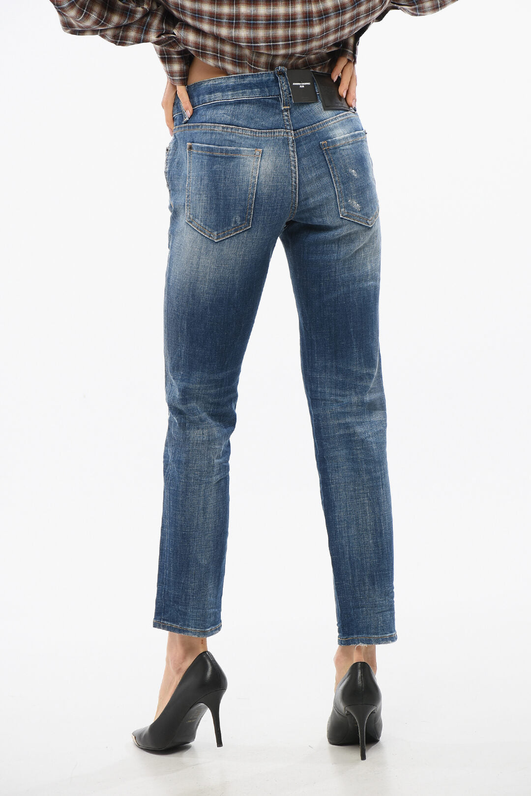 Dsquared2 2405~Jennifer Cropped Fit Delavé Denim Jeans 16cm, view 2