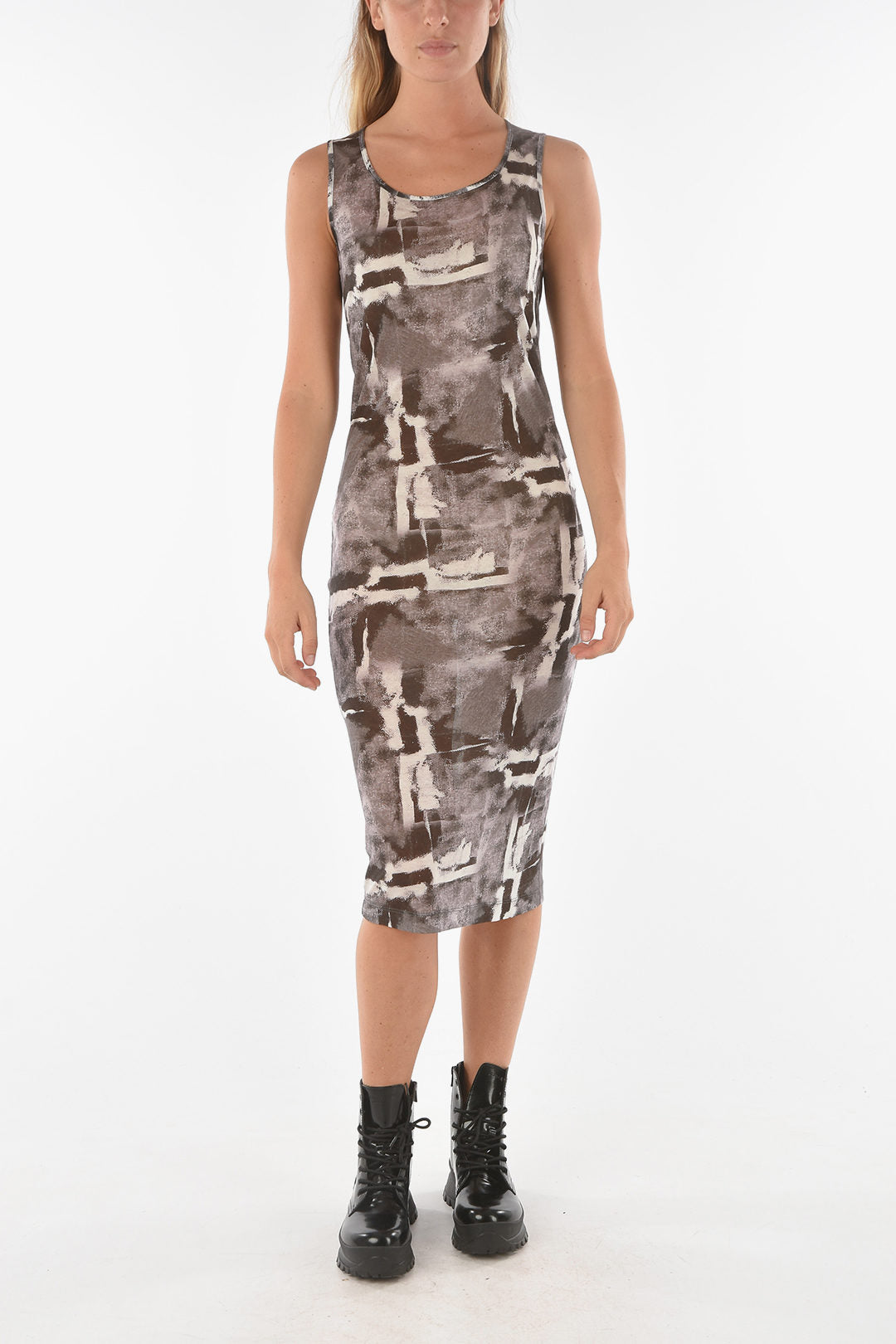 Ixos 2470~Fitted Midi Dress MONOPOLI with Abstract Print