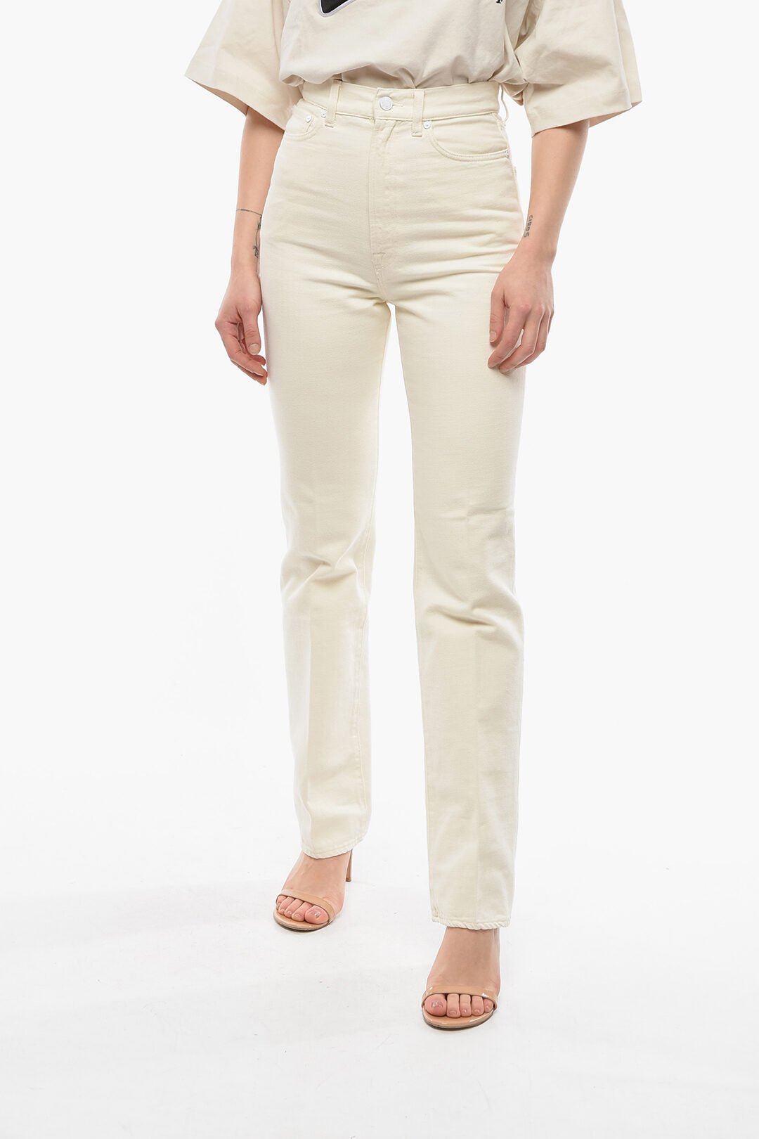 Made in Tomboy 2500~Five-Pocket Jeans ERICA with Tone-on-Tone Buttons 21cm