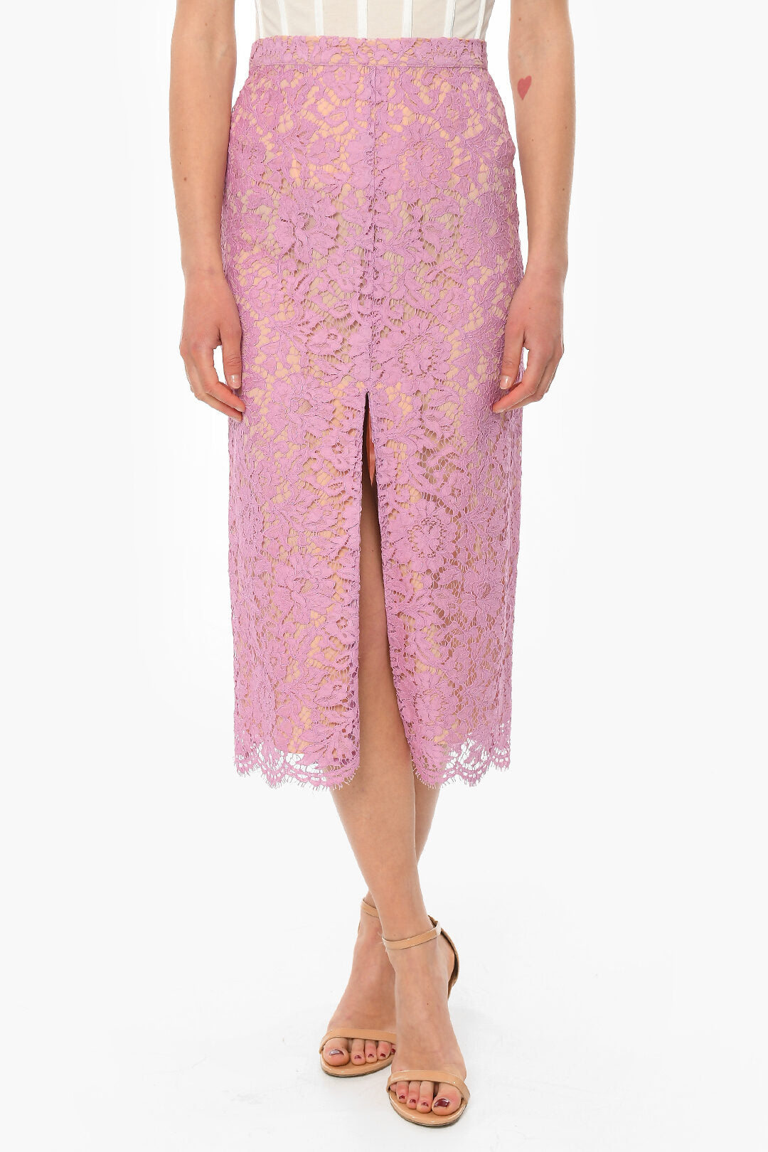 Super Blond 2550~Long Lace Skirt with Slip and Front Slit