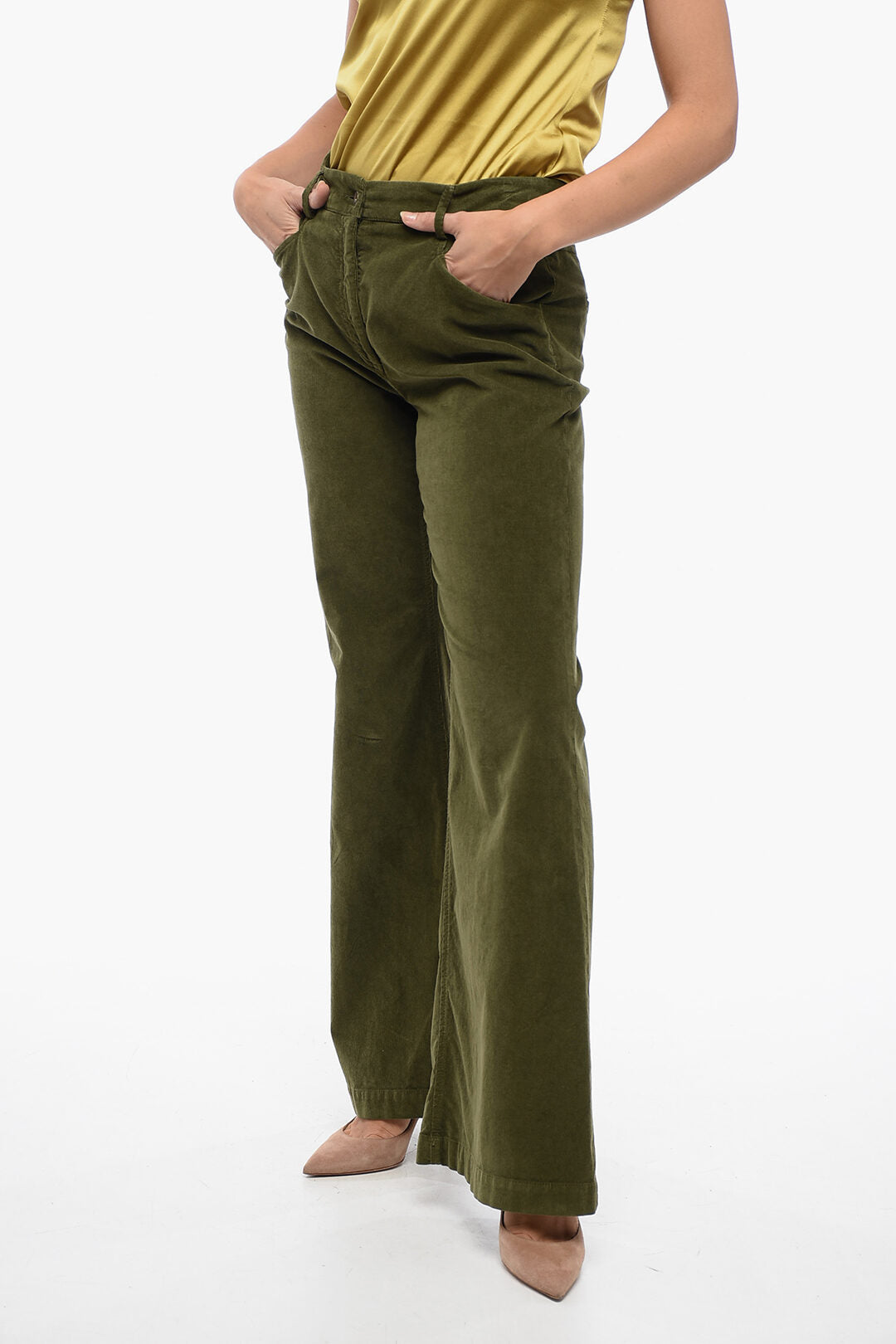 True Royal 2850~Low-Rise Corduroy Pants with Flared Fit