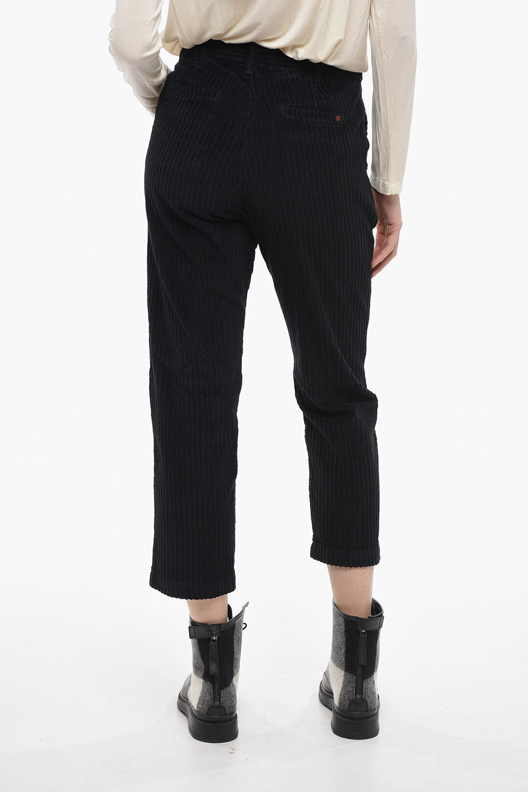Woolrich 3500~Cropped Corduroy Trousers With Tapered Fit, view 2