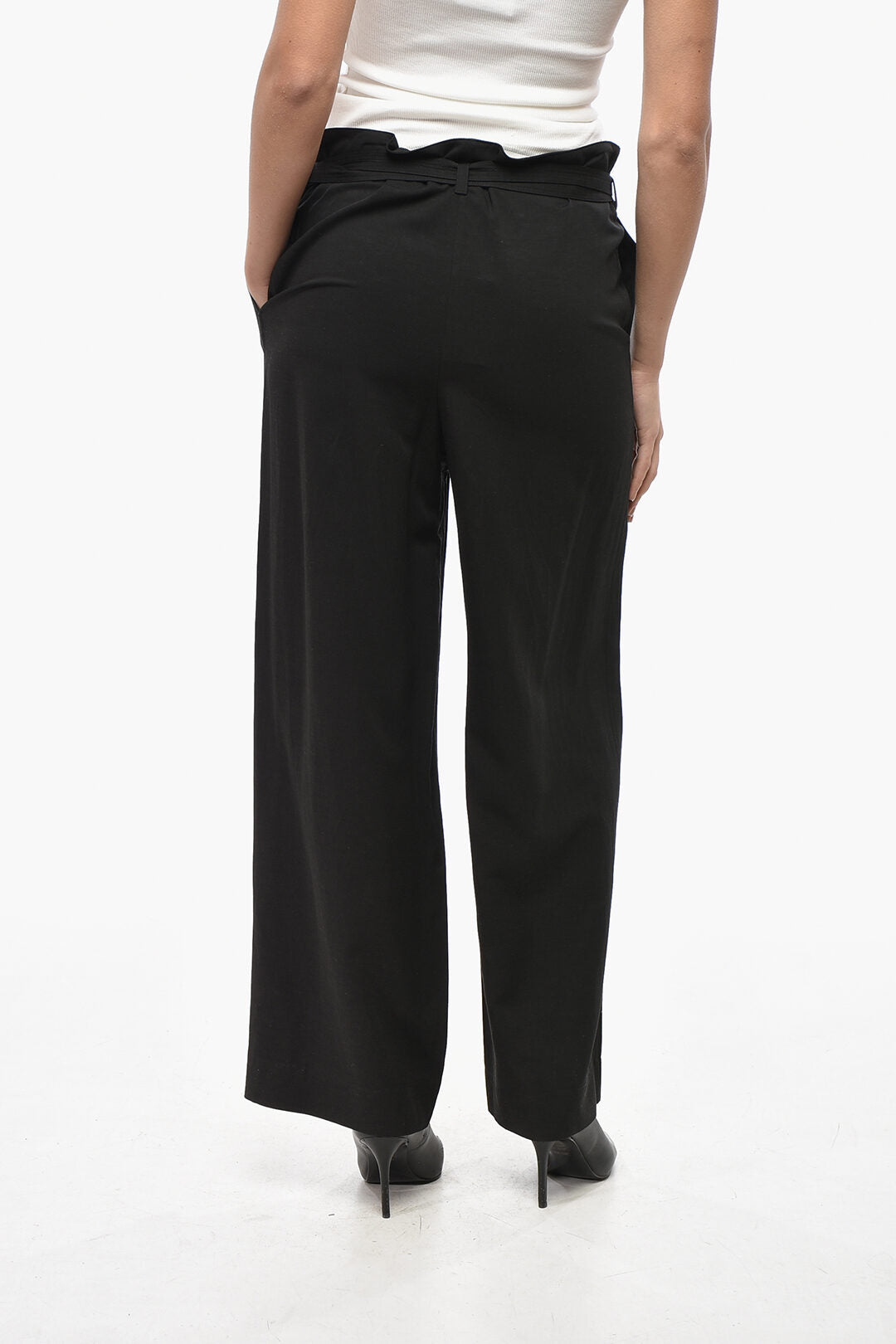 Toteme 3500~Linen-Blend Cropped-Fit Pants with Belt