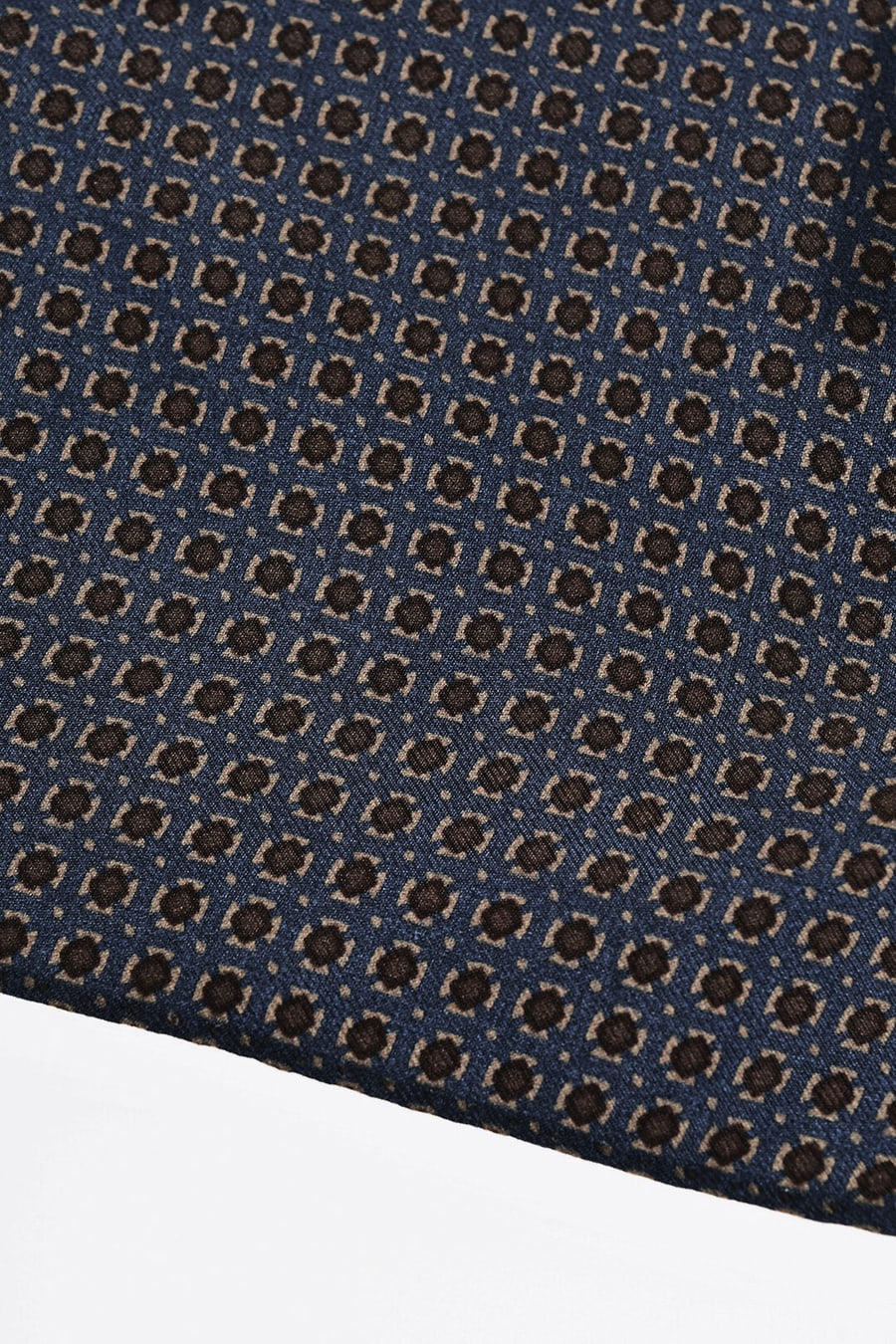 Corneliani 2405~CC COLLECTION Patterned Silk Pocket Square, view 2