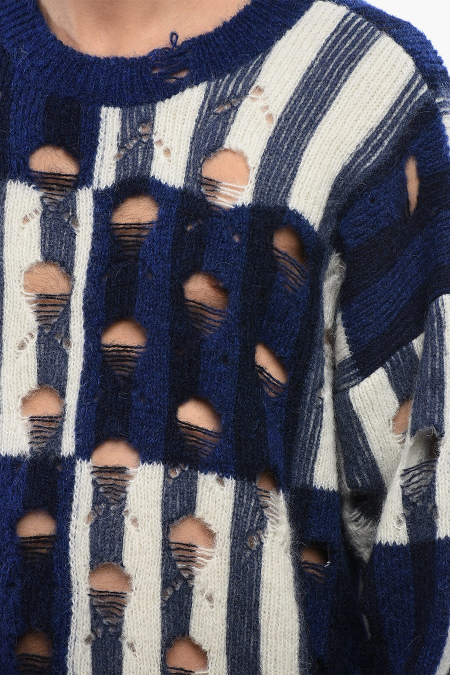Off-White 2405~Crew-Neck Tartan Sweater SHIBORI Distressed Effect, view 3