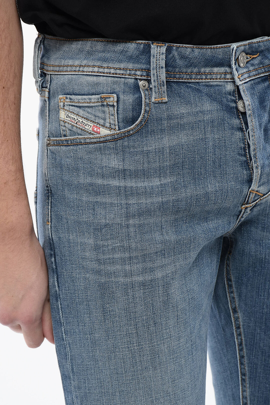 Diesel 2405~Jeans 1986 LARKEE-BEEX Regular Fit Mid Rise 16cm L.32