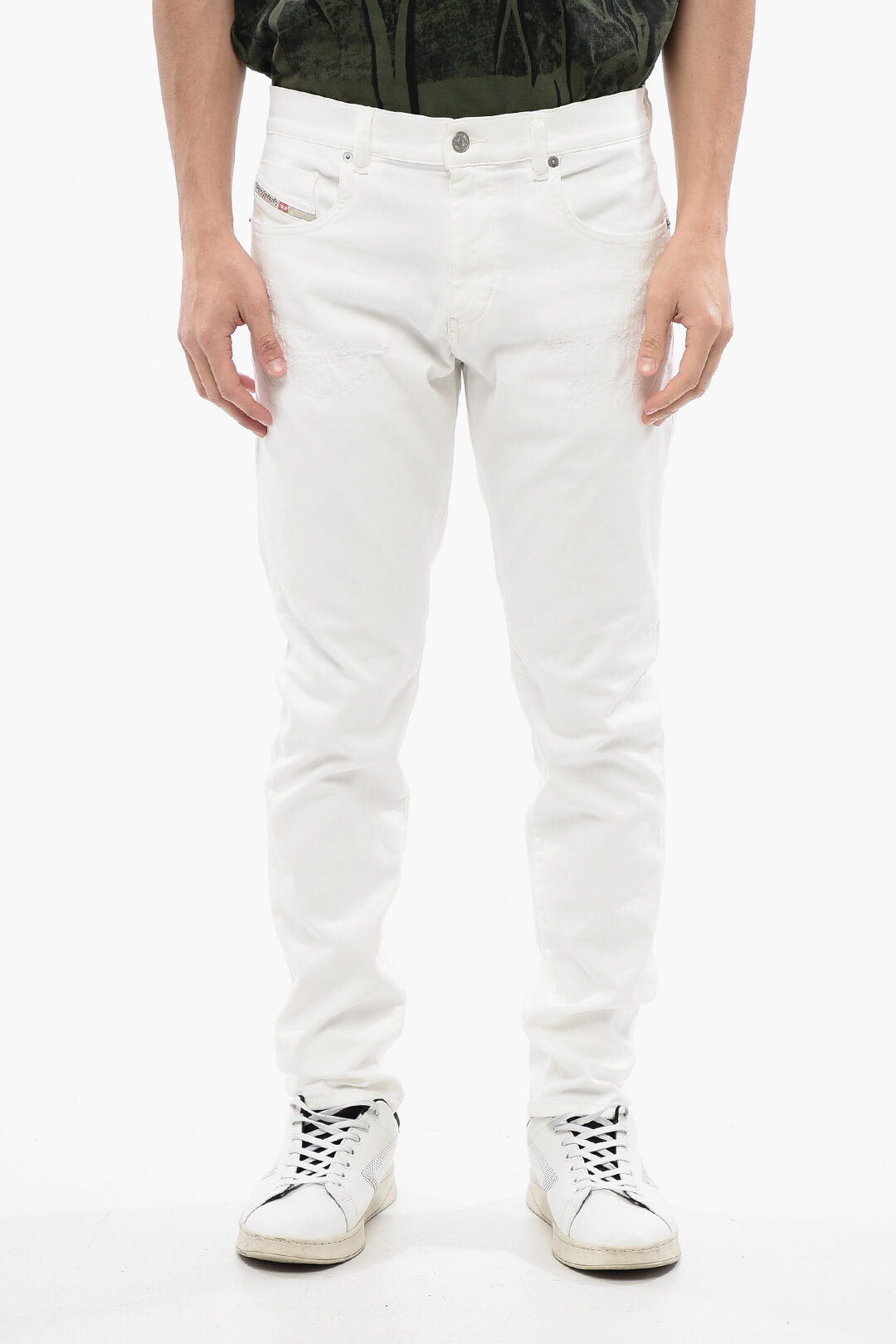 Diesel 2405~Jogg Jeans D-STRUKT-Z-NE Light Wash Mid Rise 16cm