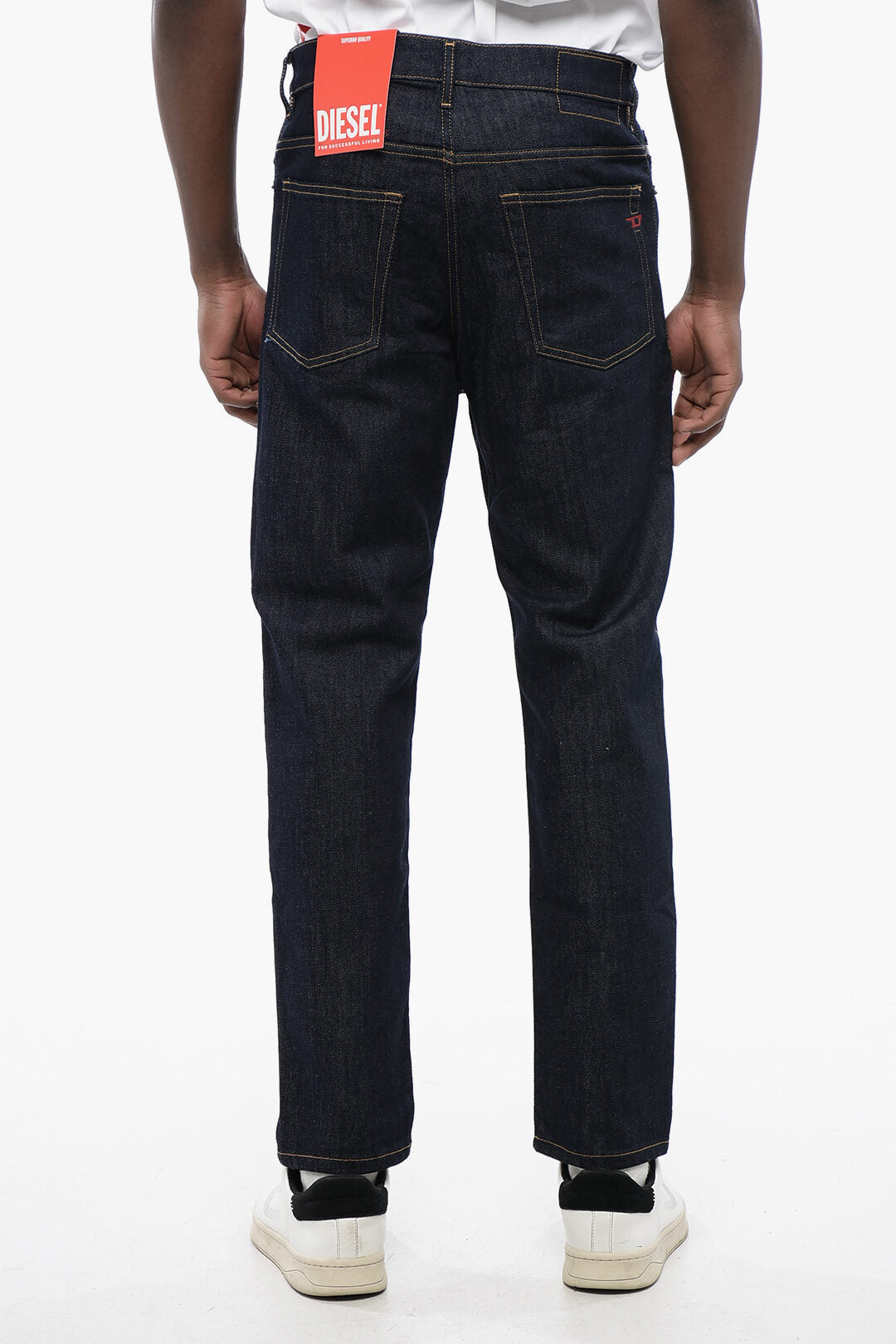 Diesel 2405~LIBRARY Jeans Regular Fit D-FINING 2005 Mid Rise 17cm L32, view 2