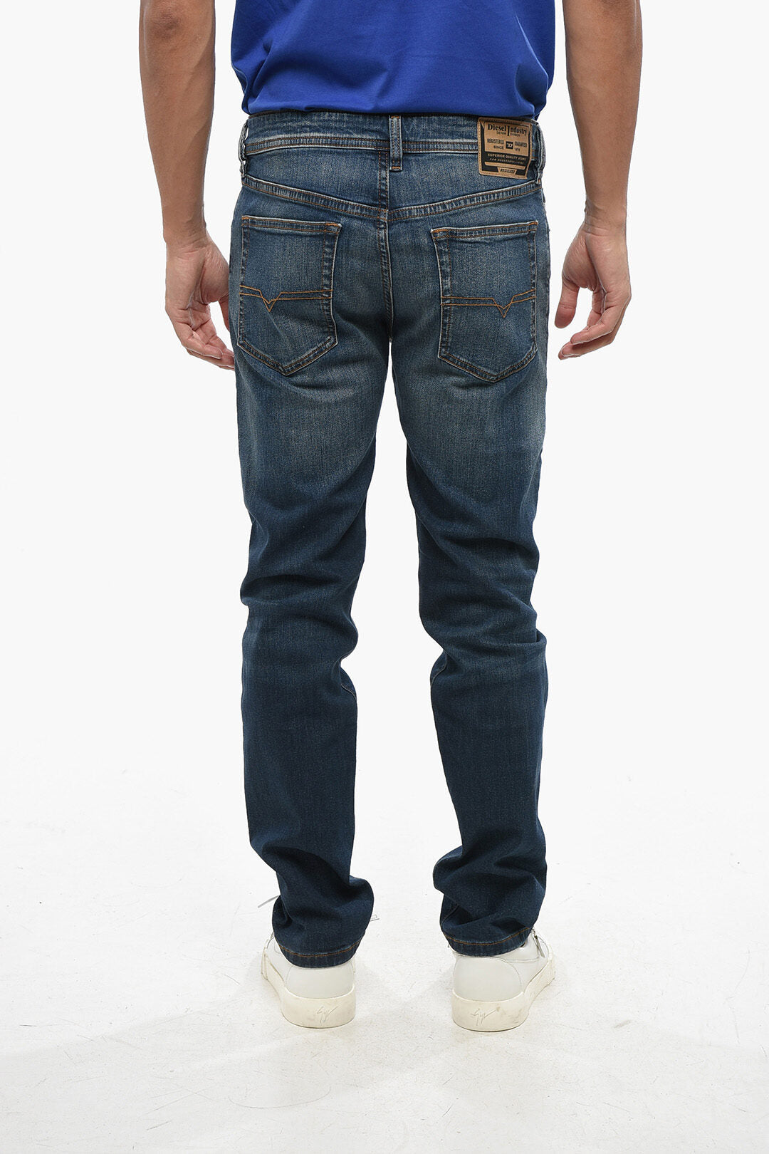 Diesel 2405~Regular Fit Jeans BUSTER with Mid Wash 18cm