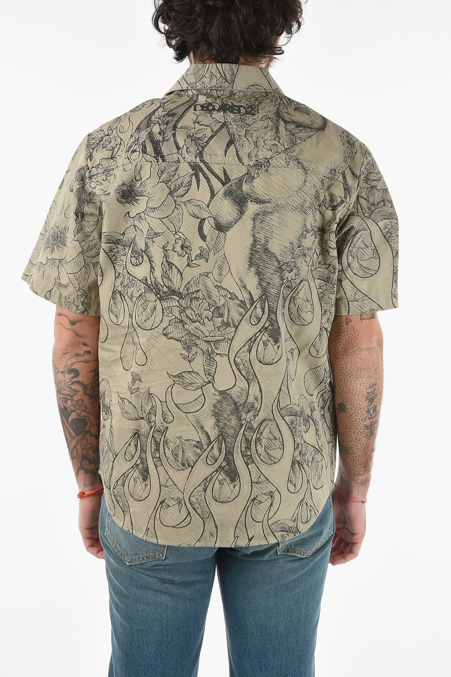 Dsquared2 2500~Short-Sleeved Shirt with Point Collar and Graphic Print