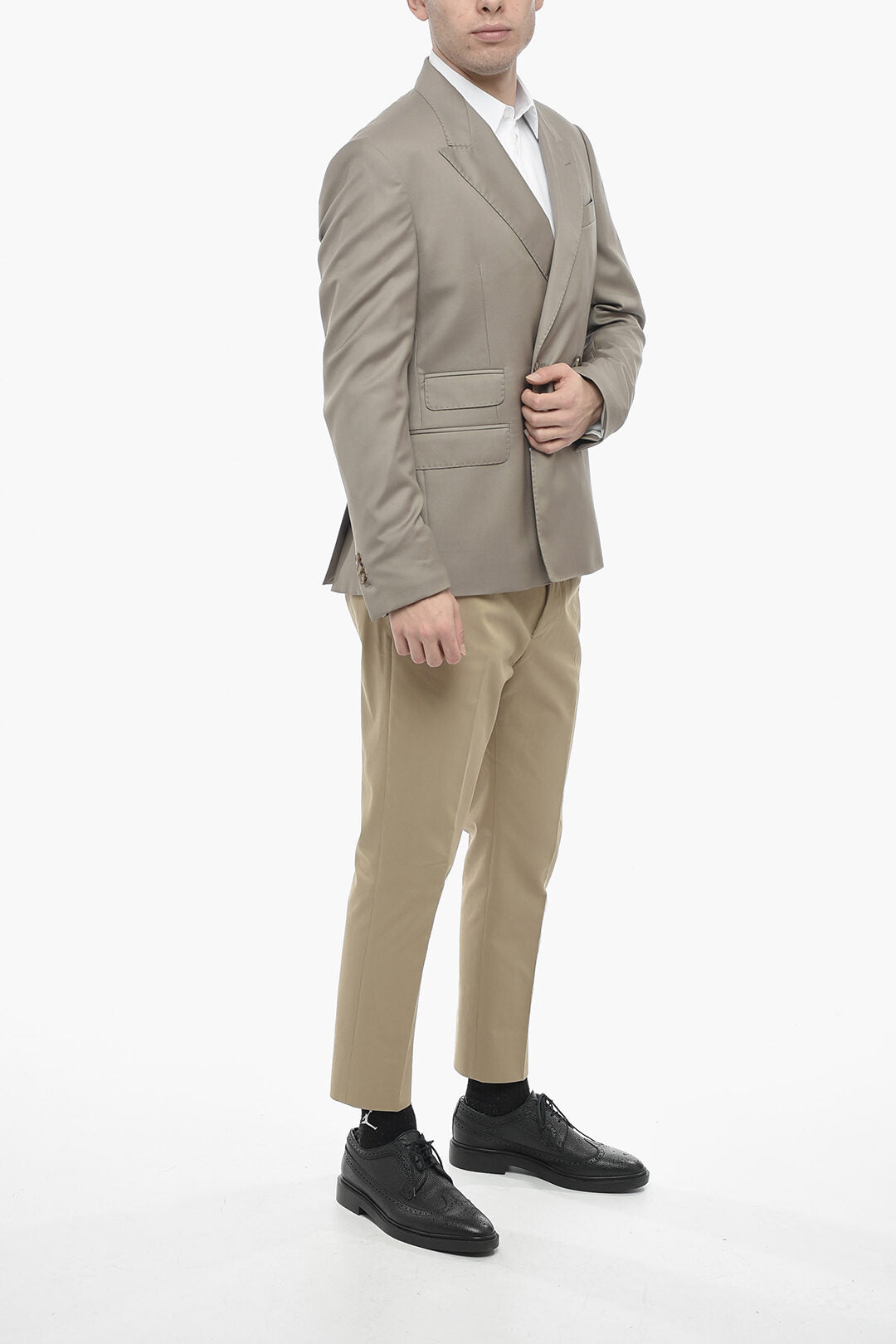 1989 Studio 2500~Wool Double-Breasted Blazer with Peak Lapel