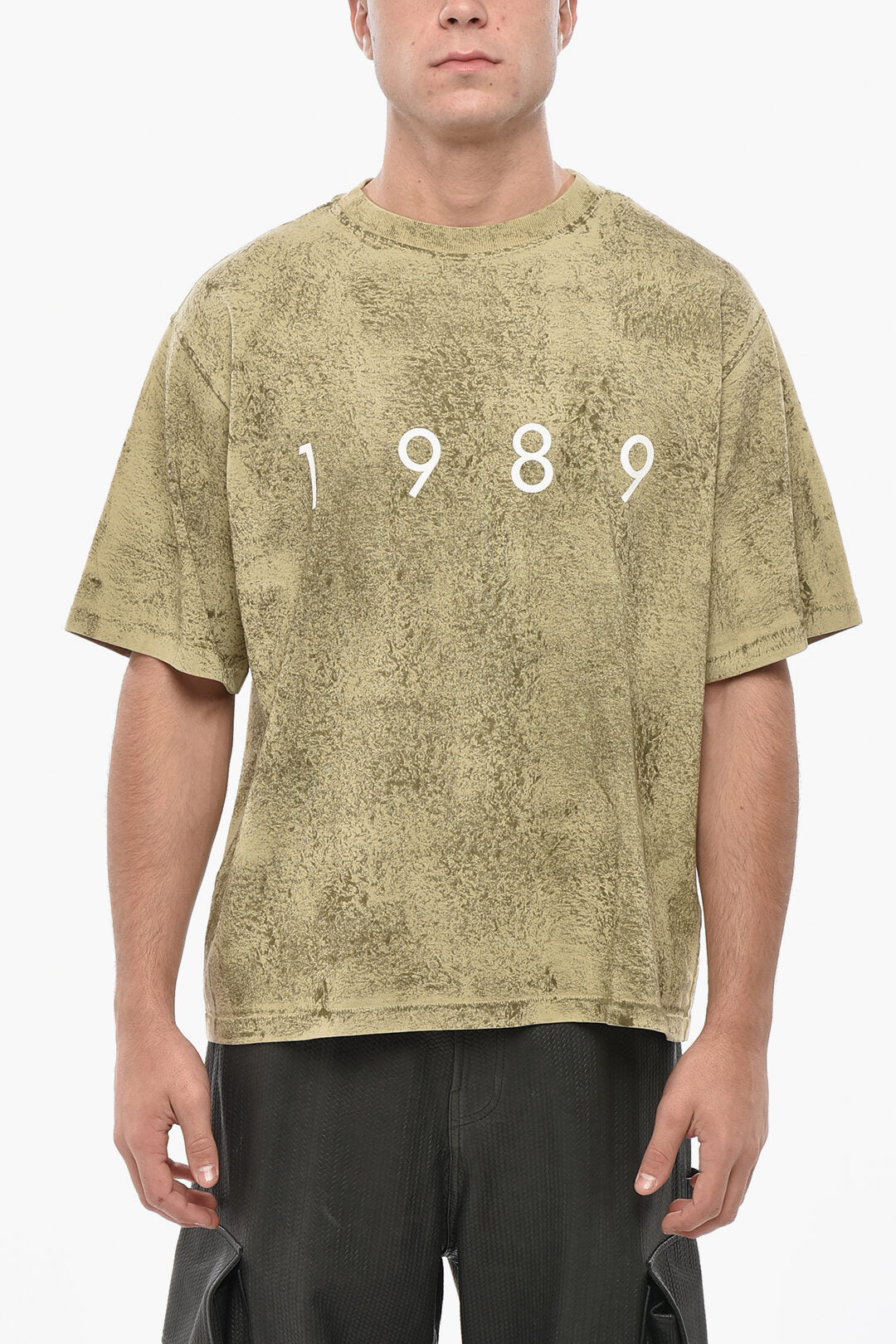 1989 Studio 2850~Cotton T-Shirt with Embossed Logo