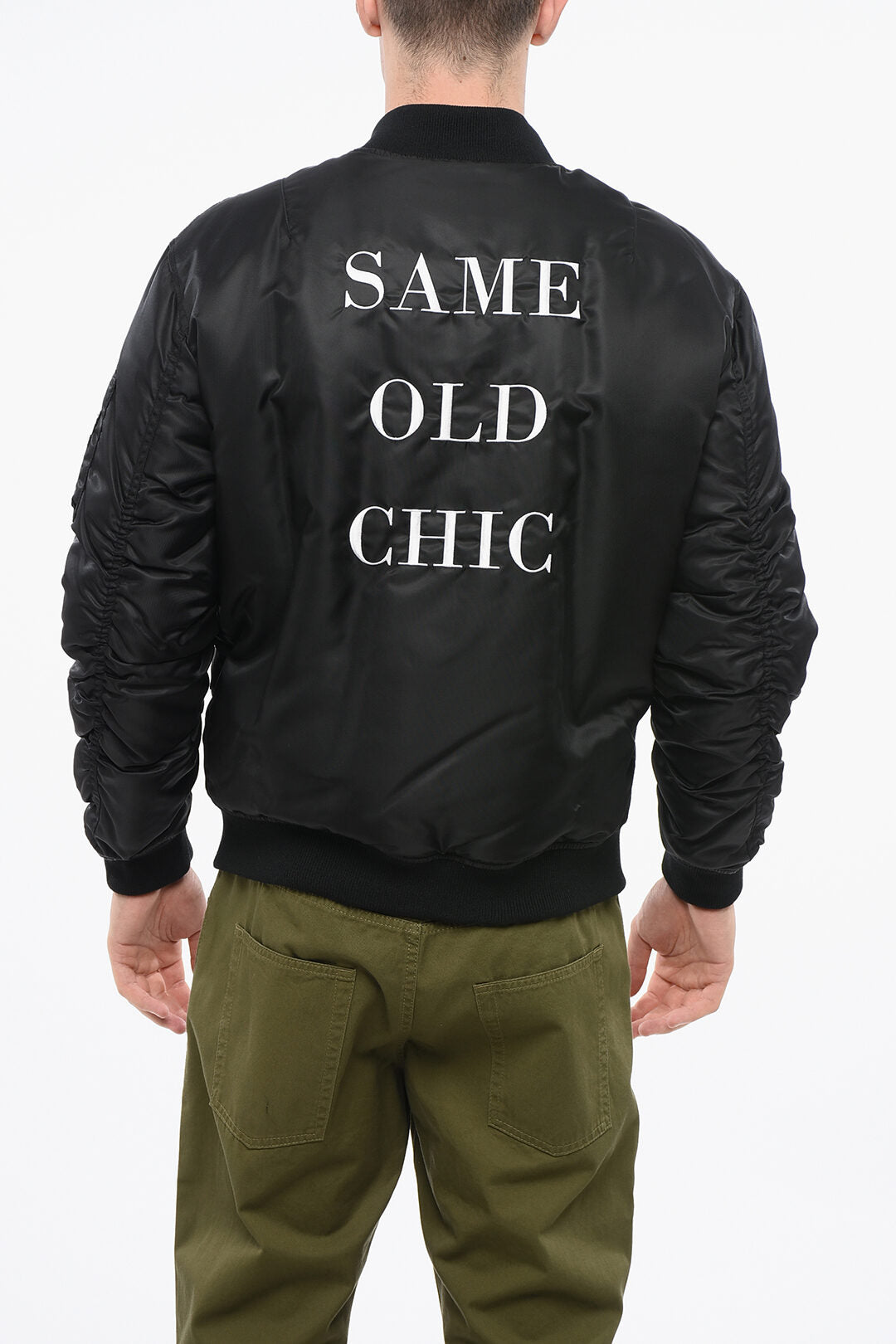 Moschino 3500~COUTURE! Nylon Solid-Color Bomber SAME OLD CHIC with Contrasting Embroidery