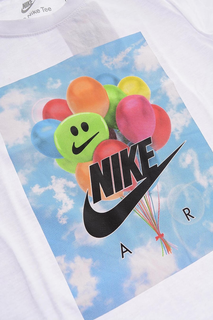 Nike KIDS 0405~Crewneck T-Shirt with Balloon Print, view 2
