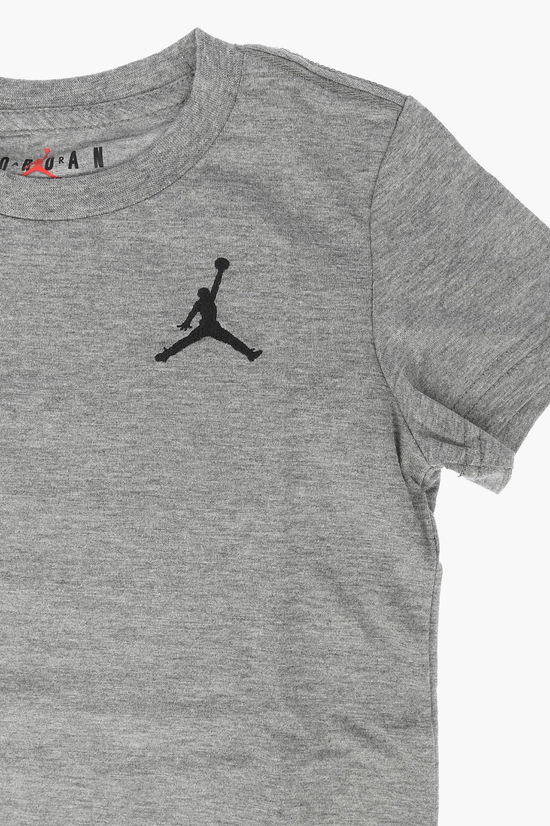 Nike KIDS 0470~AIR JORDAN Solid T-Shirt JUMPMAN AIR EMB, view 2