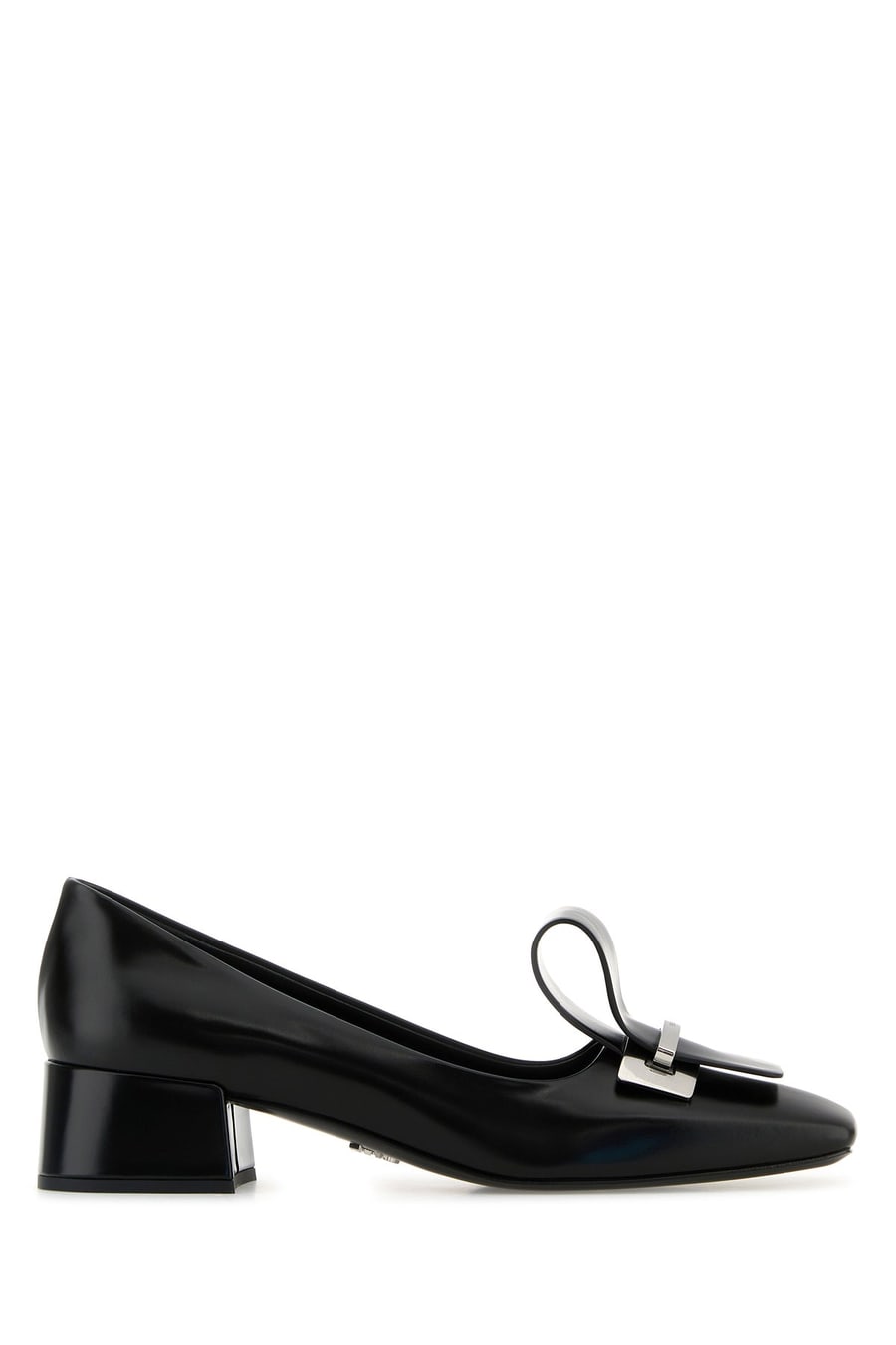 Prada Scarpe con tacco in pelle nera