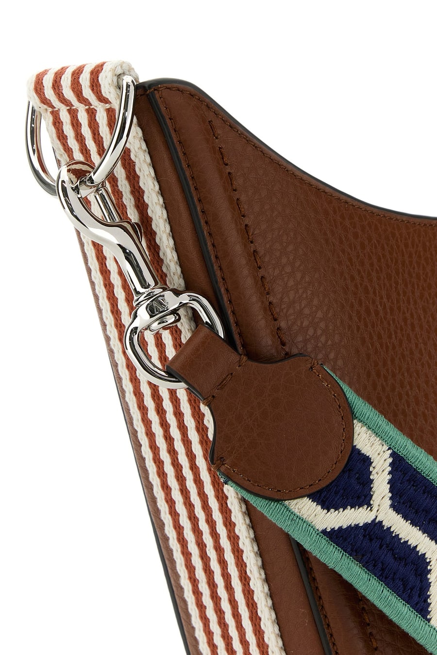 Valentino Garavani Borsa a spalla VLogo Signature in pelle caramello, view 4