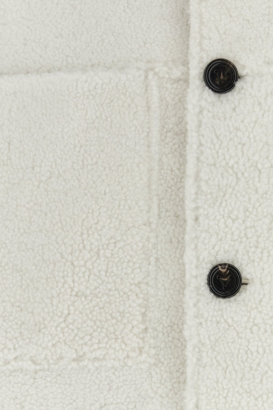 Bottega Veneta Camicia oversize in shearling gesso, view 3