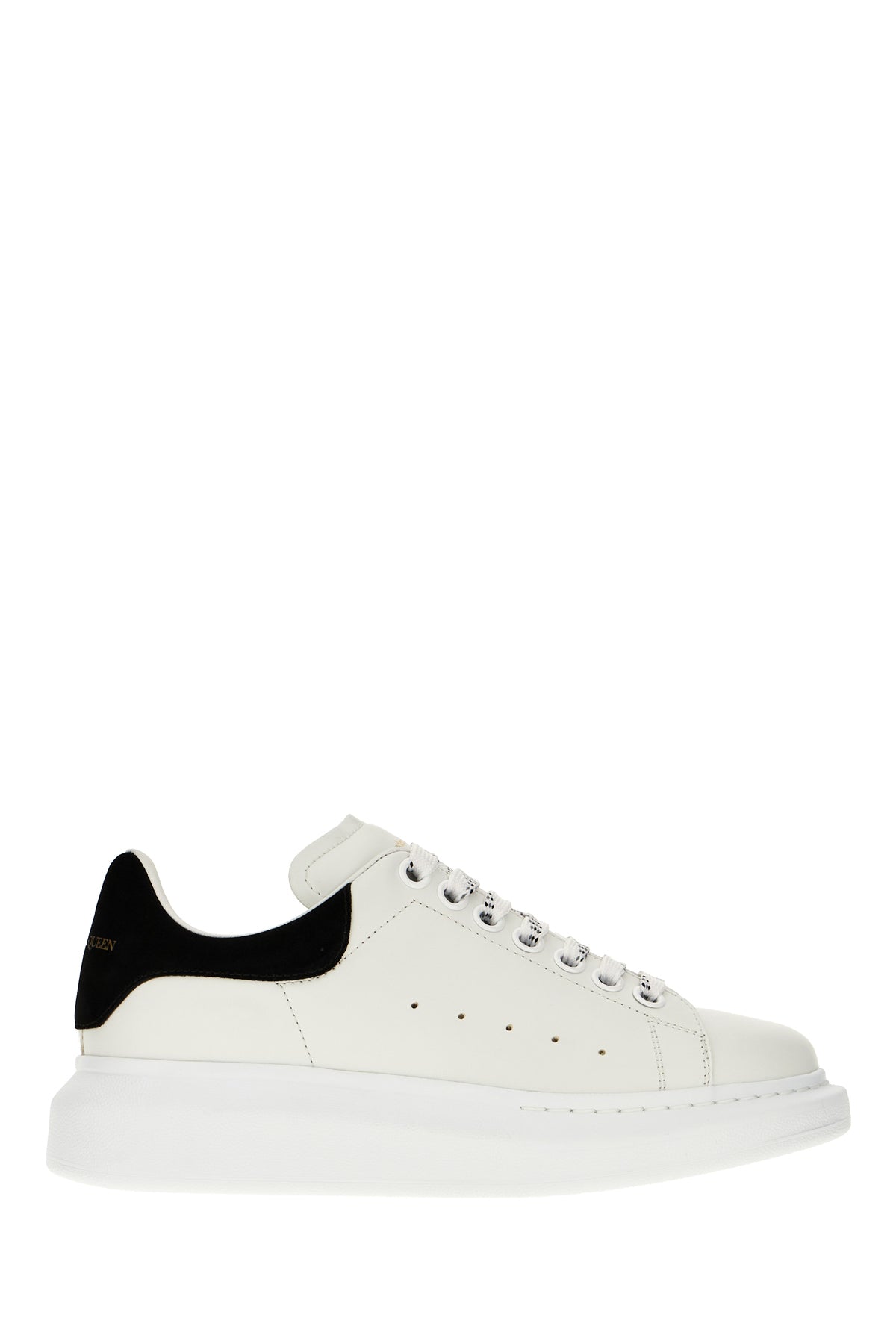 Alexander McQueen Sneakers in pelle bianca con tallone in pelle scamosciata nera