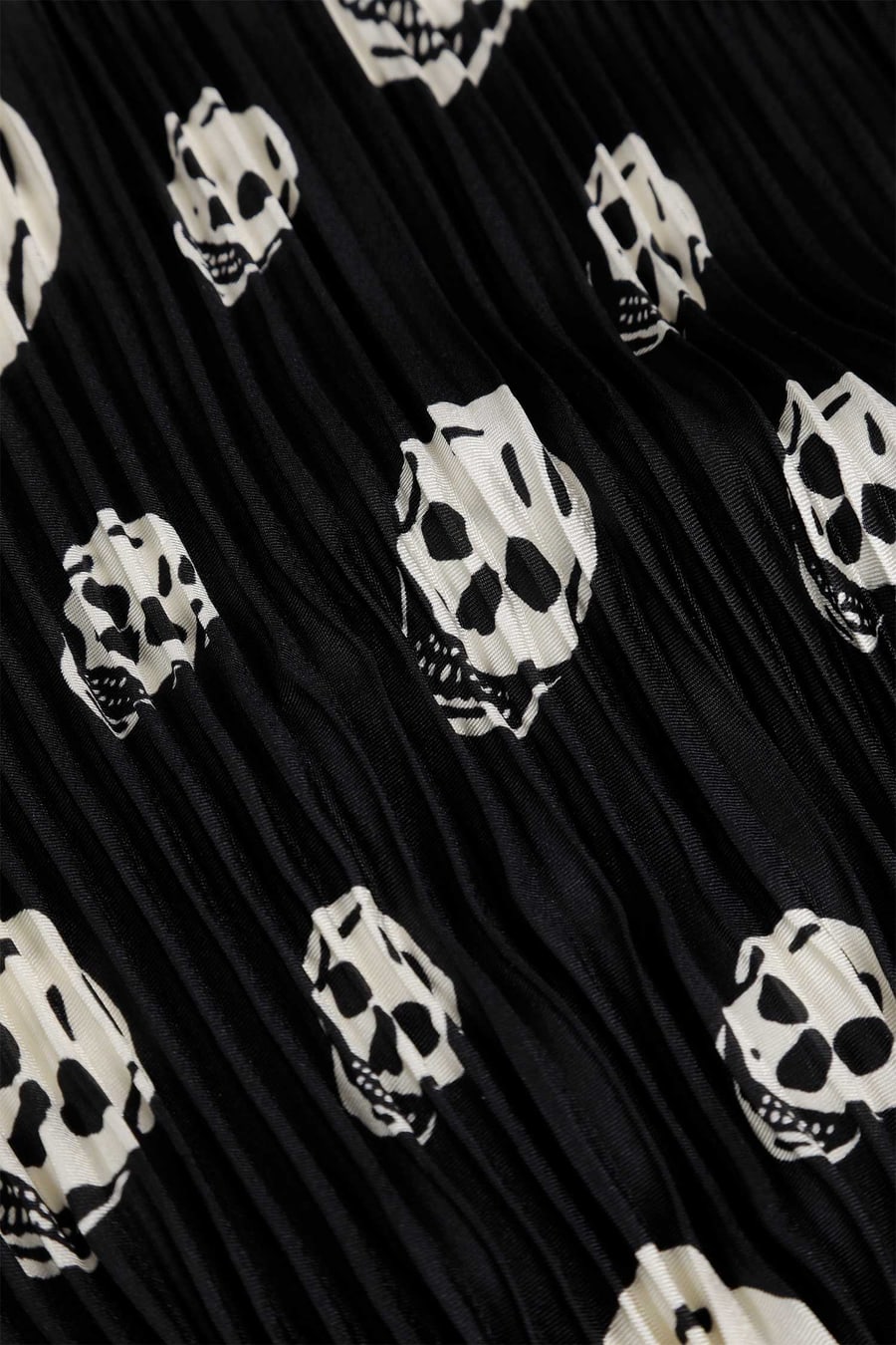 MCQUEEN Pleated Skull Scarf, view 3