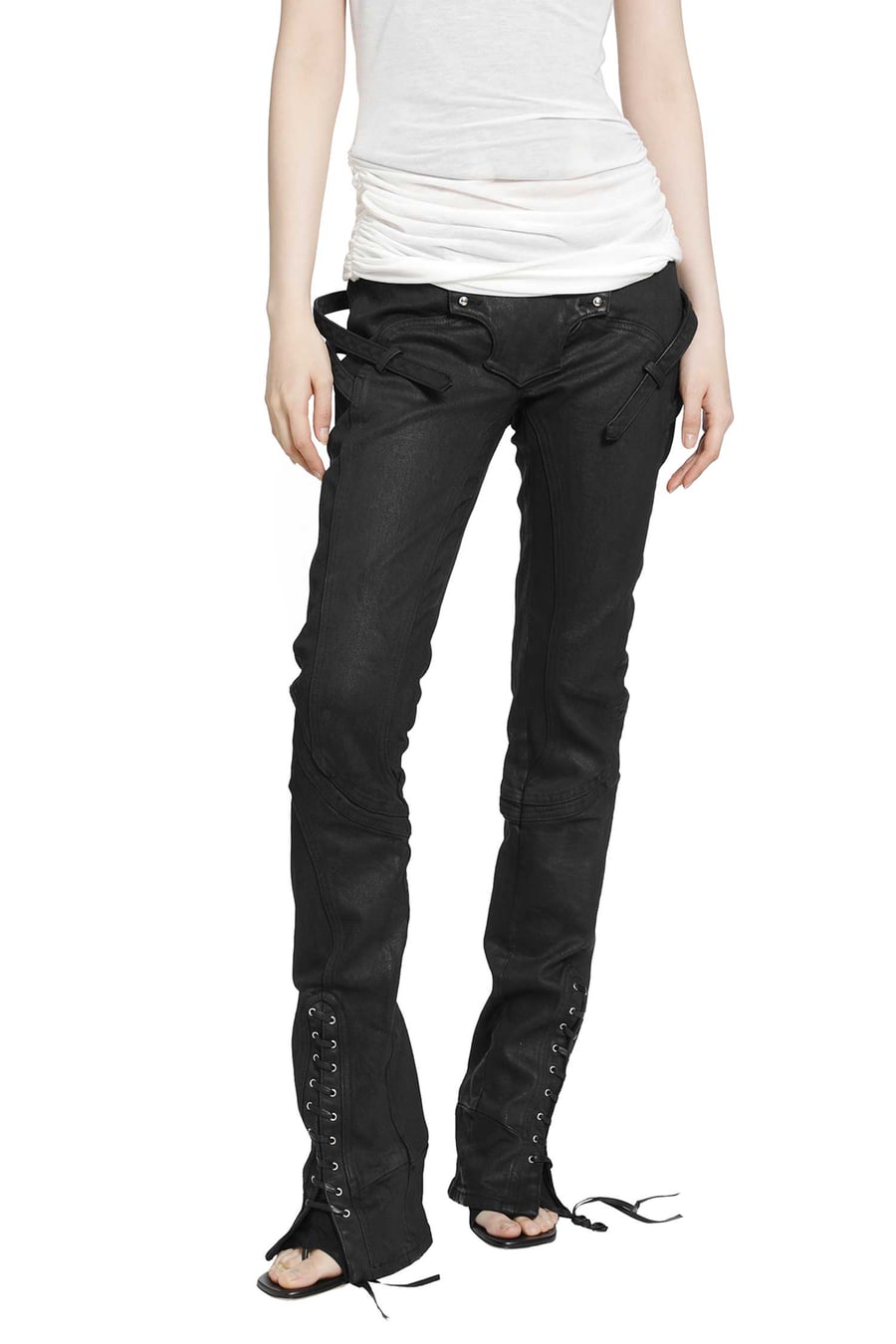 DILARA FINDIKOGLU Drama From Exile Jeans