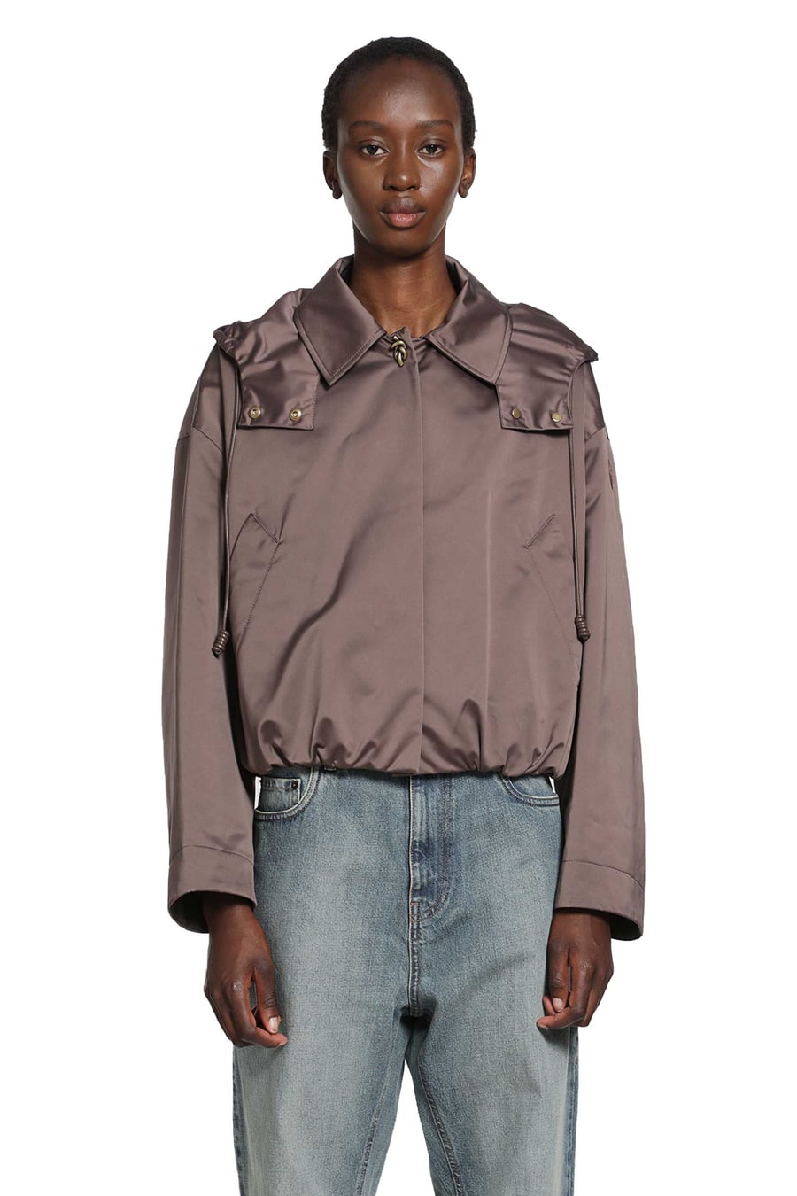 Moncler Chevreuil Duchesse Short Down Jacket, view 2