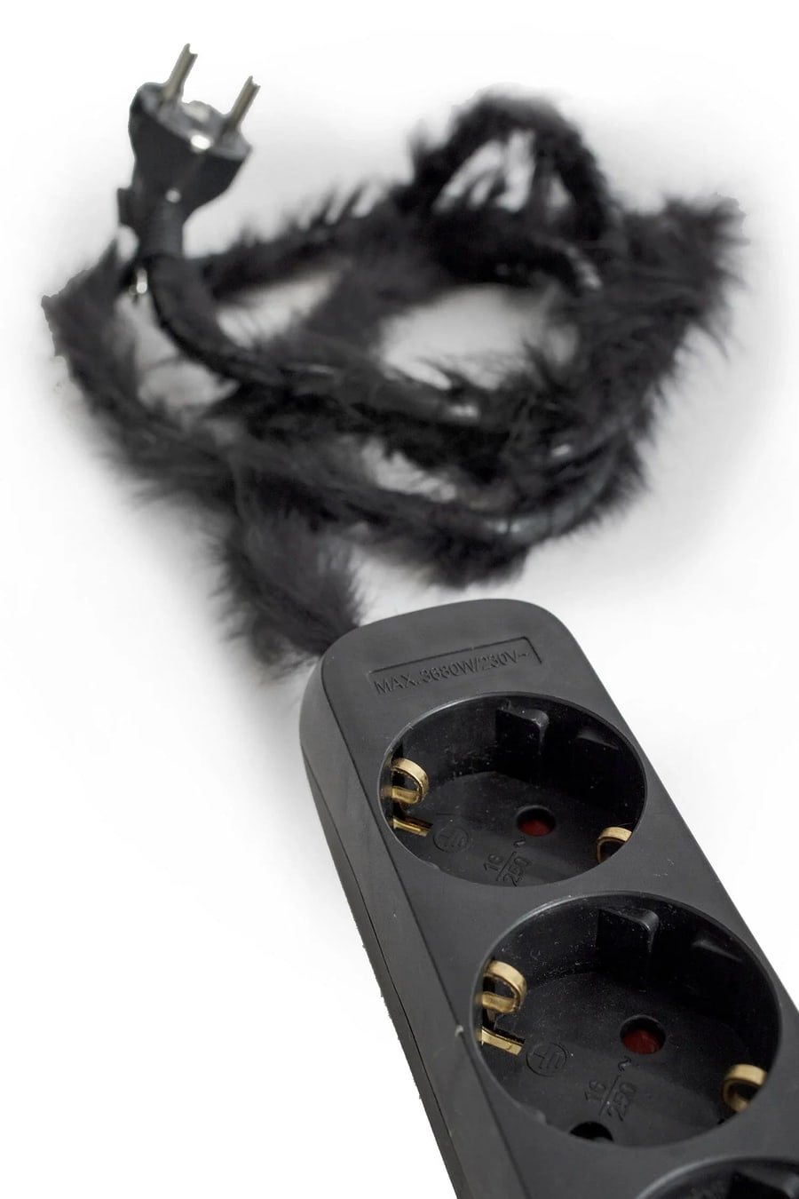 BLESS N.26 Furry Cable Multiplug, view 2