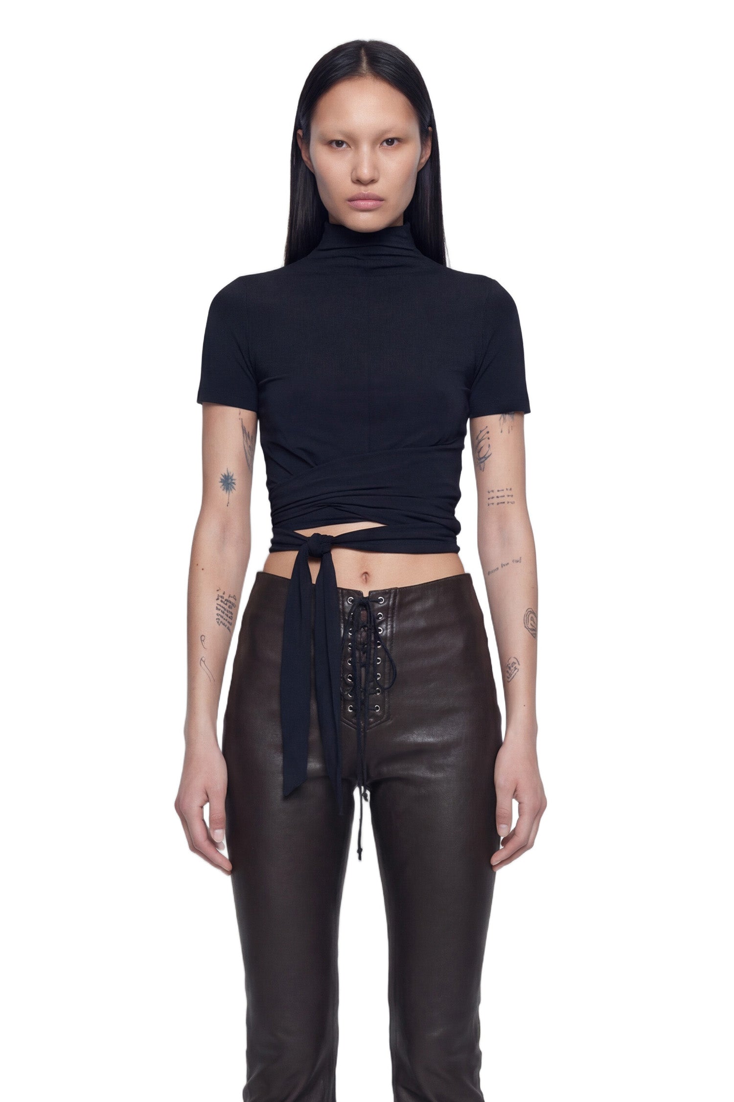 NVL GARDE Wrap Mock Neck Tee