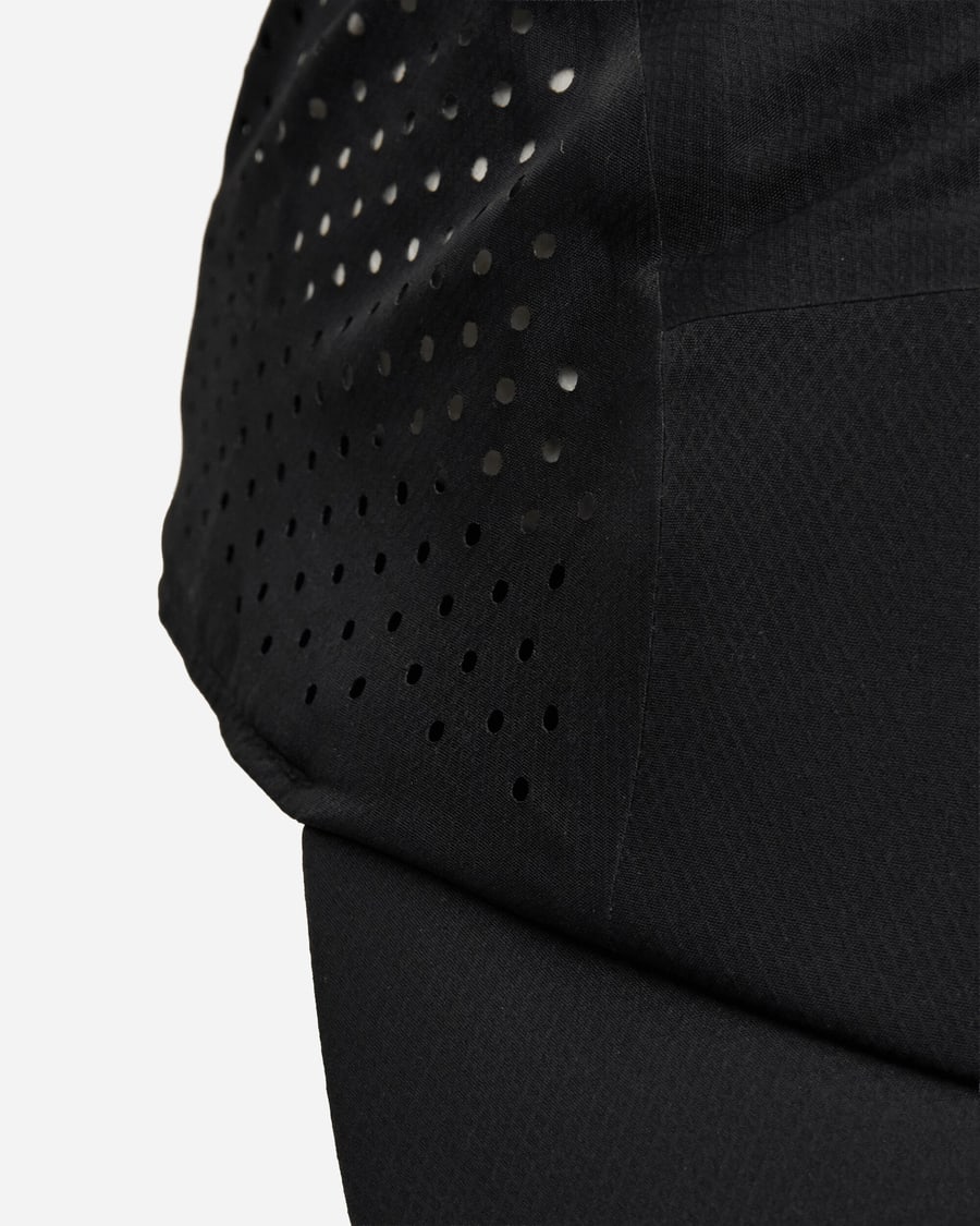 On Lightweight Cap Black, view 8
