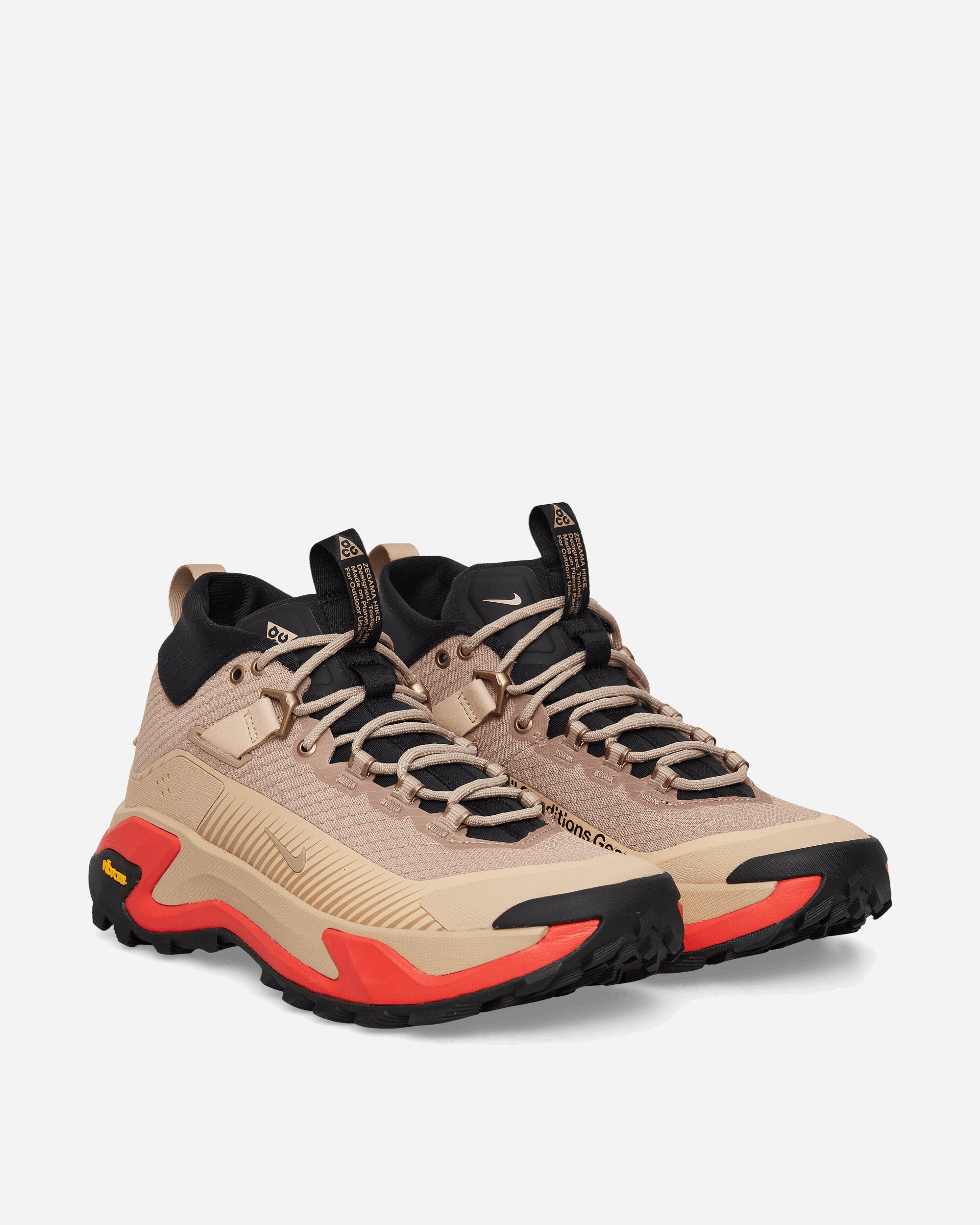 Nike ACG Zegama Hike Sneakers British Khaki / Linen / Light Crimson, view 2