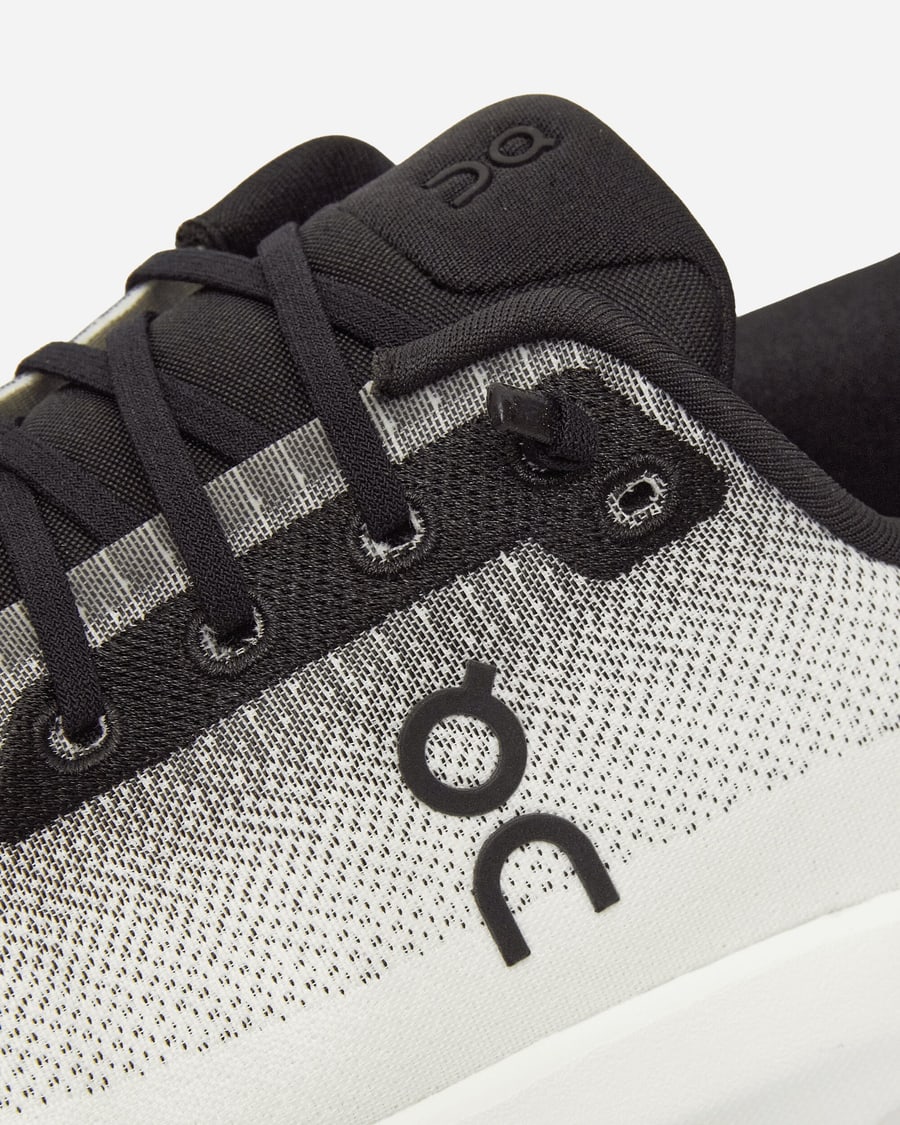 On Cloudtilt Sneakers Black / Ivory, view 6