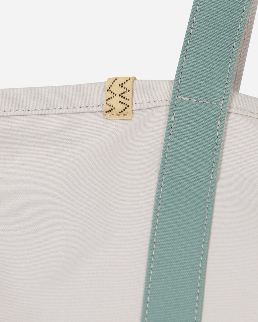 visvim Juneau Tote (M) Light Green, view 4