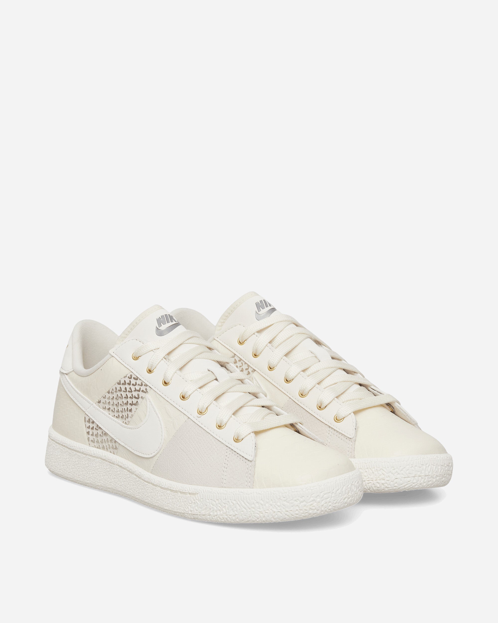 Nike Tennis Classic Premium Sneakers Pale Ivory, view 2