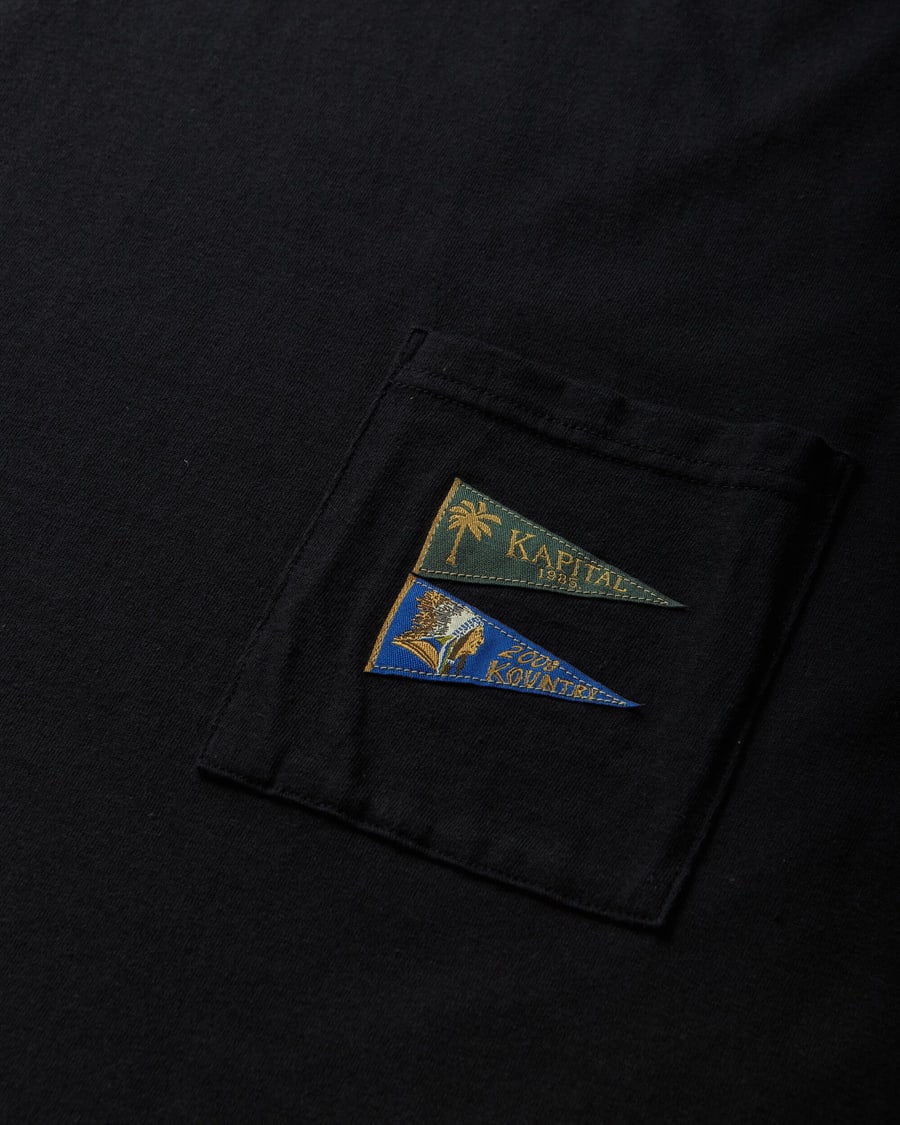 KAPITAL Men's 20/-Jersey Pennant T-Shirt (3Flags) Black, view 4