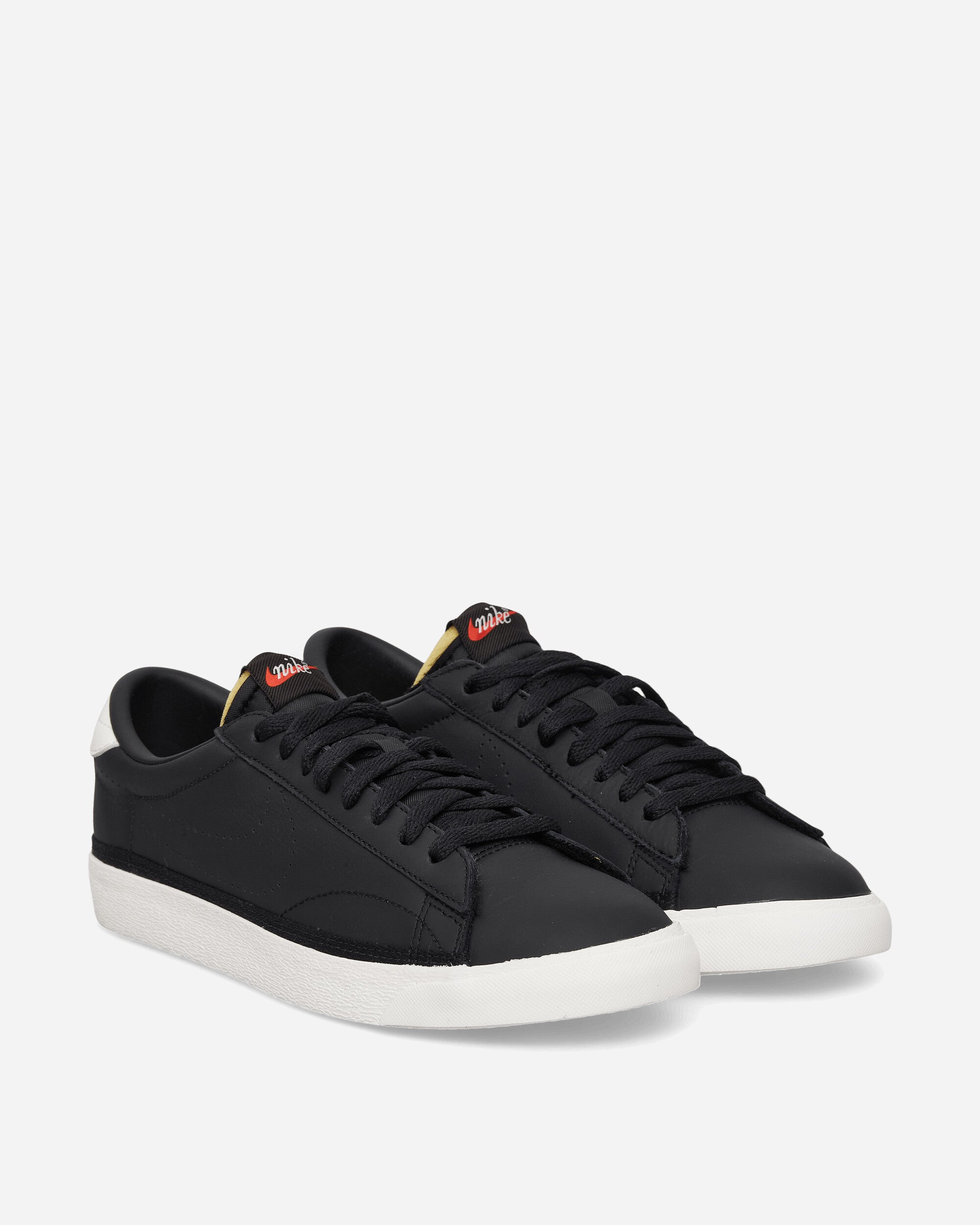 Nike Tennis Classic Sneakers Black / Sail / Team Orange, view 2