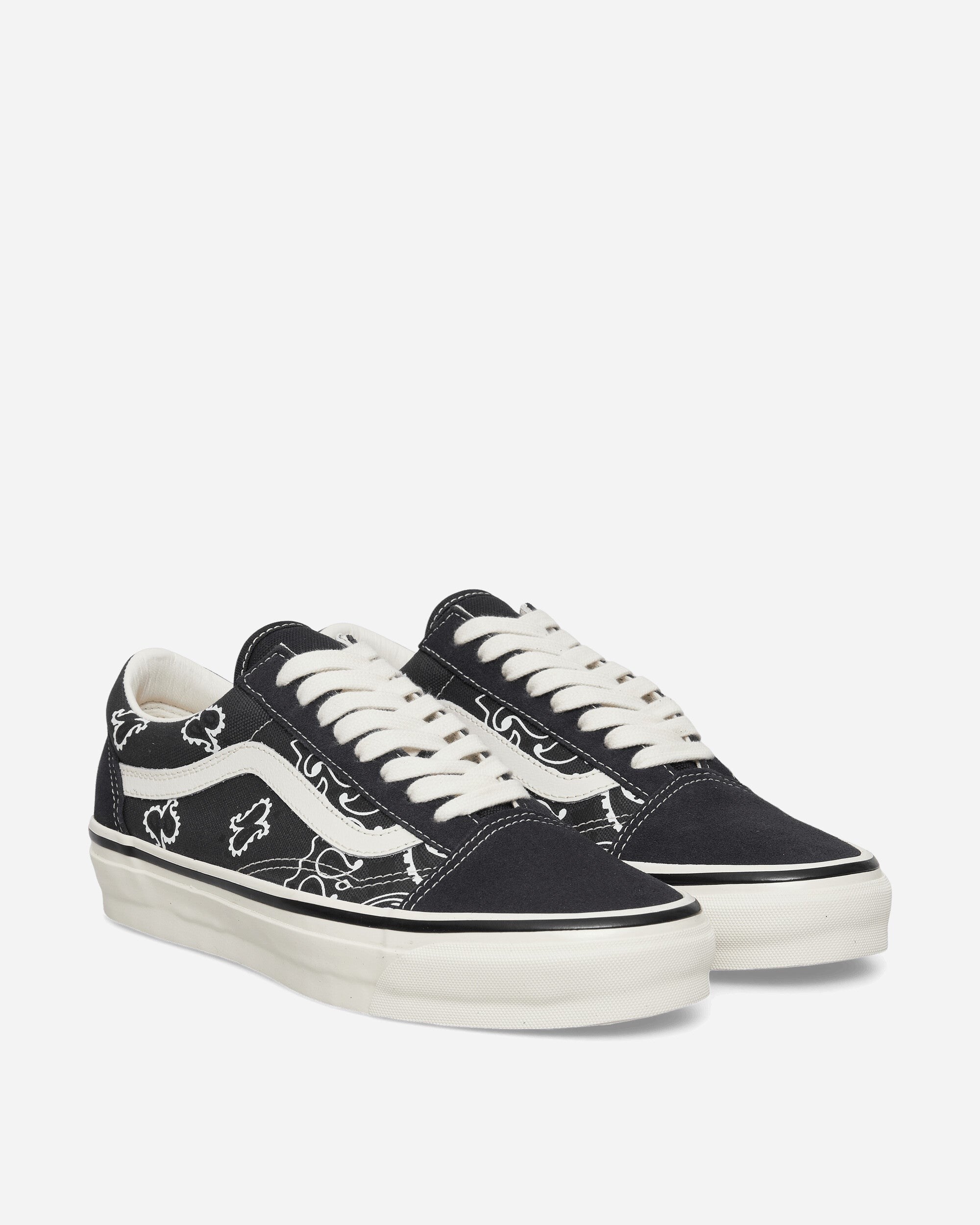 Vans Premium Old Skool Bandana Sneakers Black, view 2