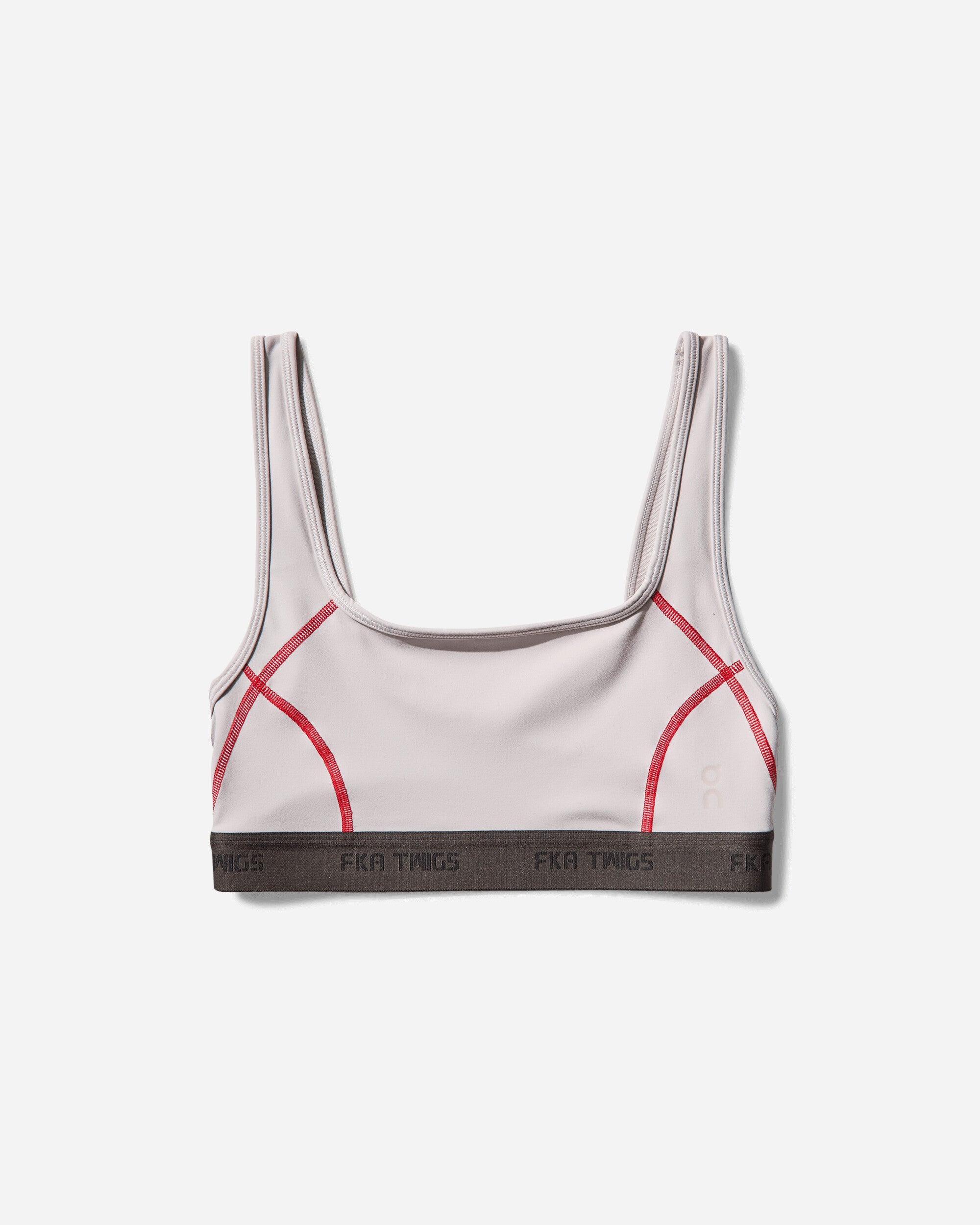 On Womwn's FKA twigs Studio Bra Lily