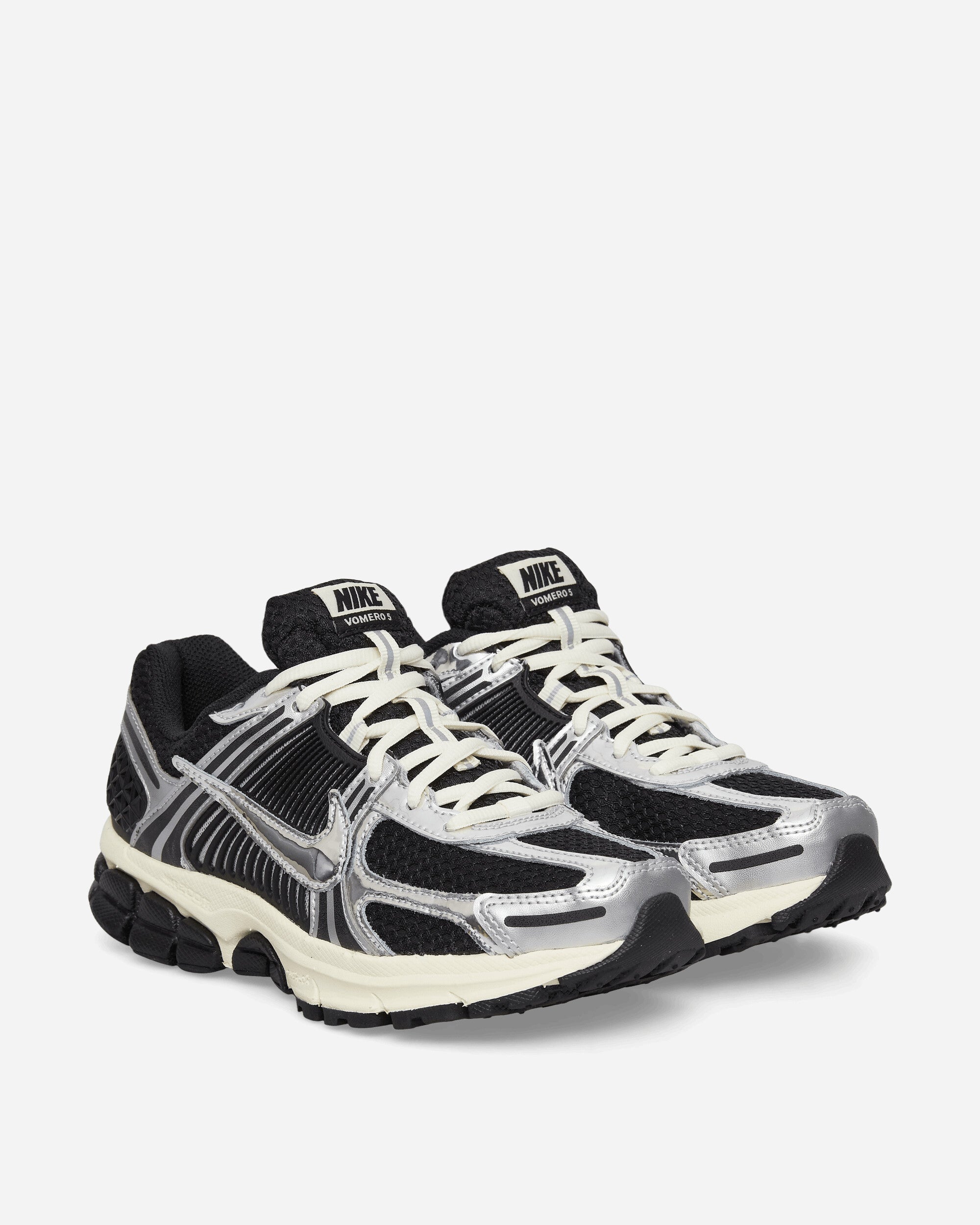 Nike Zoom Vomero 5 Sneakers Black / Metallic Silver / Coconut Milk / Chrome, view 2