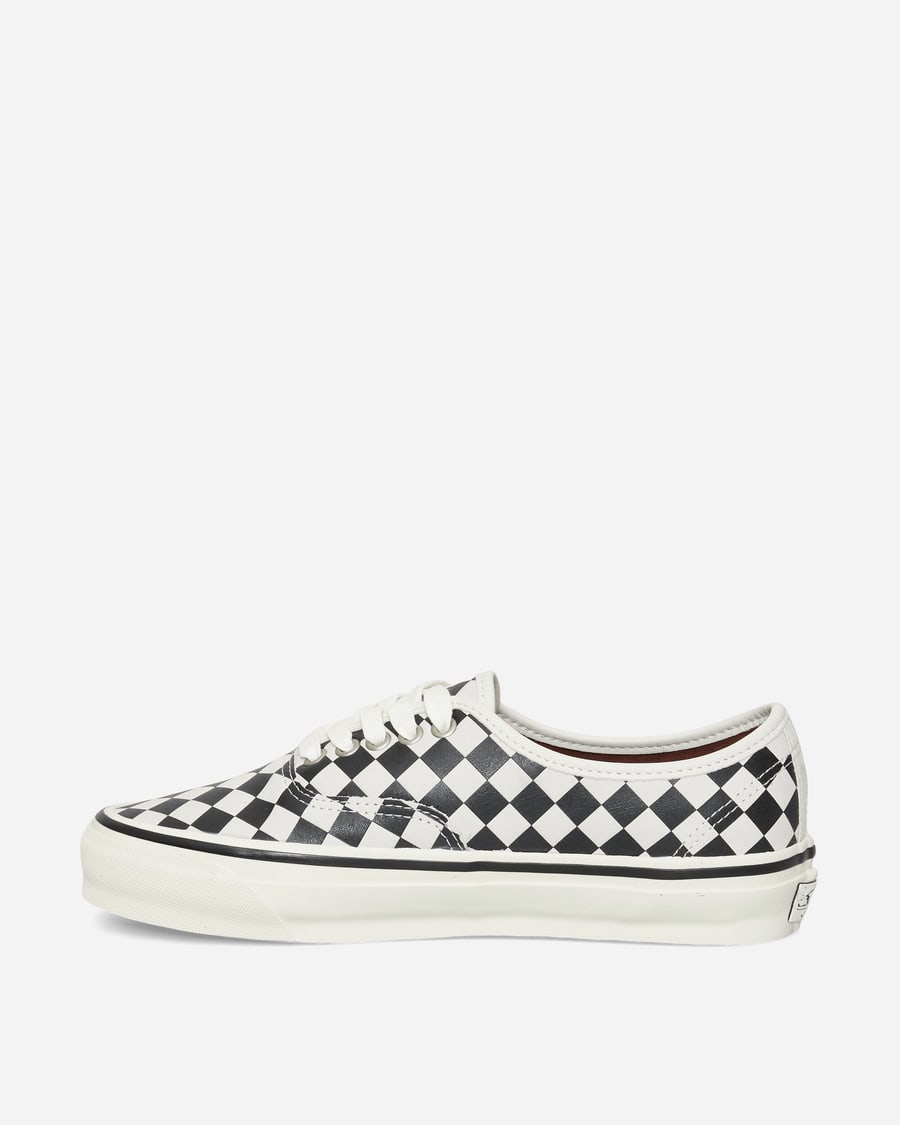 Vans Authentic 44 Diamond Check Sneakers Black / White, view 3
