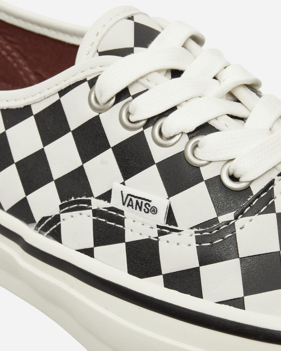Vans Authentic 44 Diamond Check Sneakers Black / White, view 6
