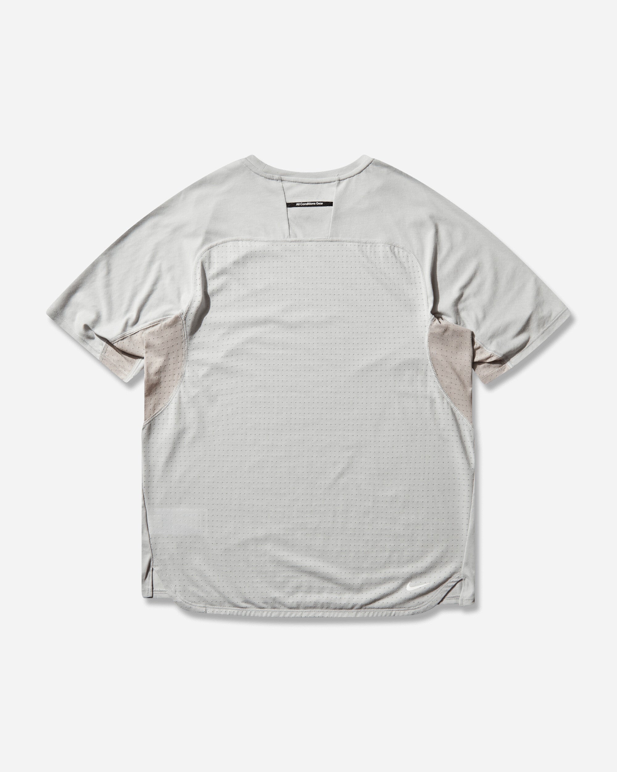 Nike Men's ACG 'Solar Chase' Dri-FIT ADV Trail Running Top Grey Fog, view 2