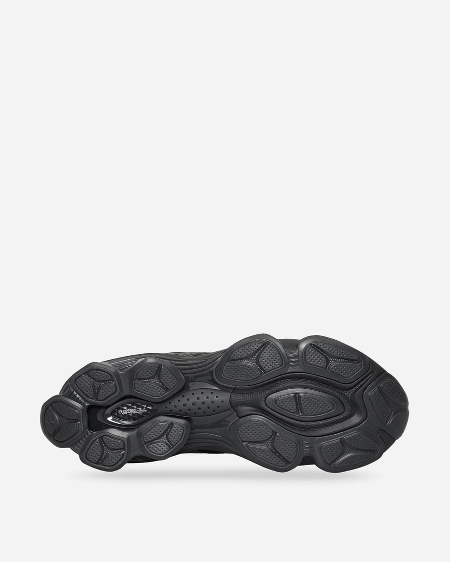 Asics GEL-Kinetic Fluent Sneakers Black / Graphite Grey, view 5
