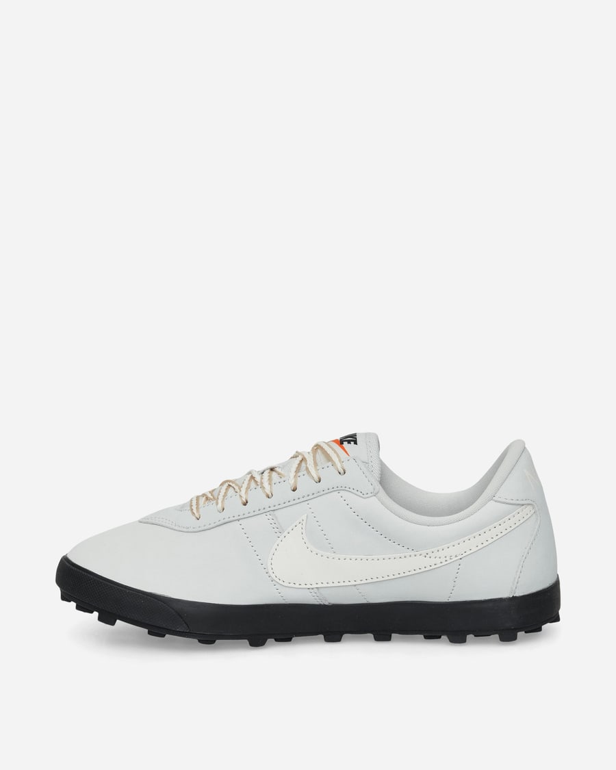 Nike Astrograbber Sneakers Light Silver / Phantom, view 3